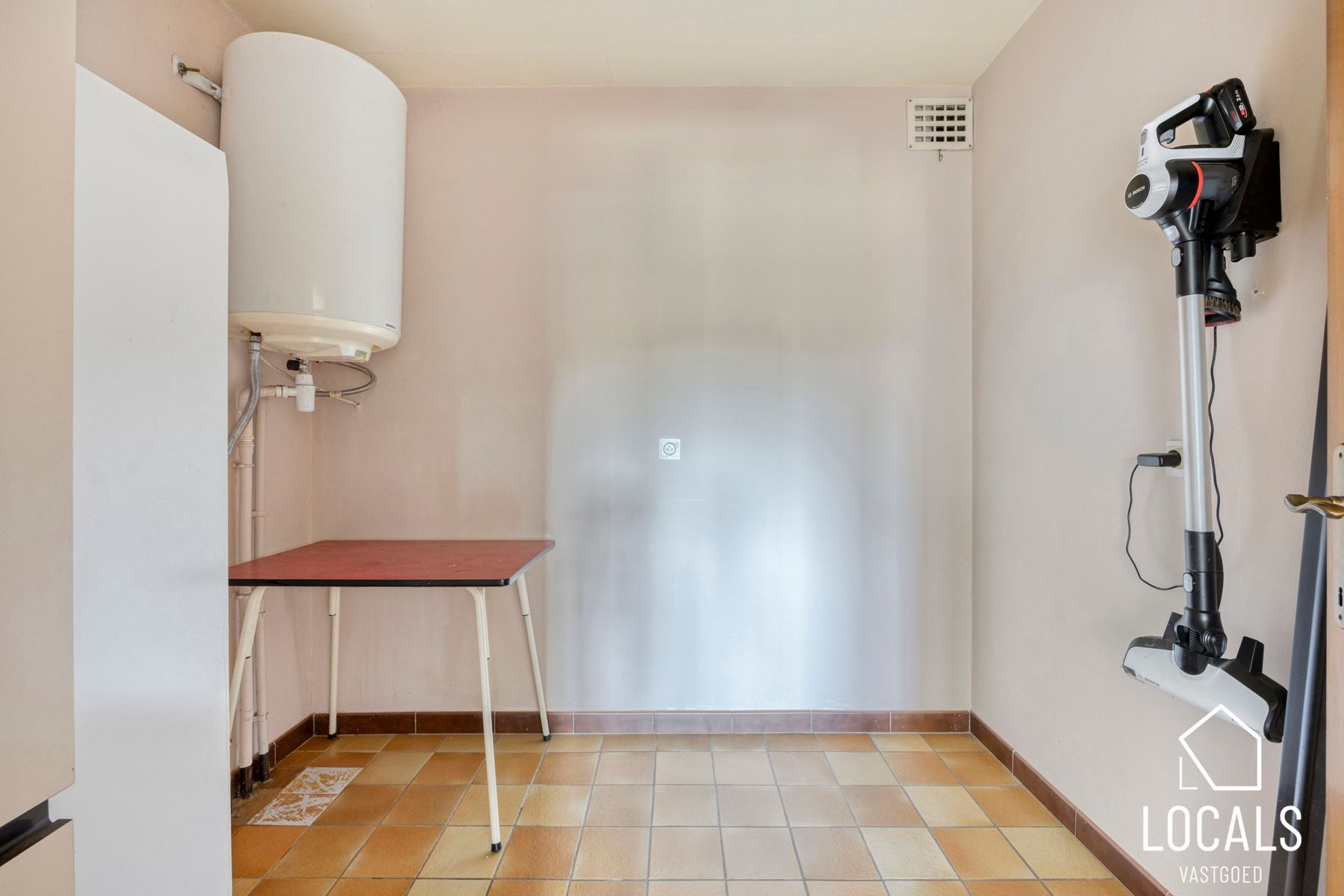 Gelijkvloers appartement met tuin foto 12