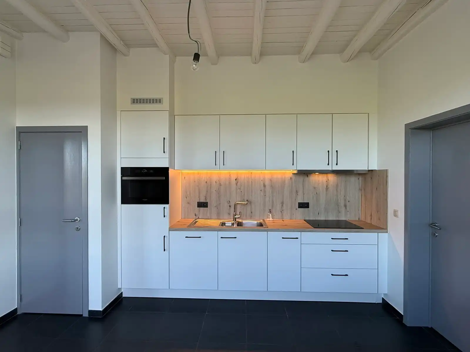 Woning met 3 kamers op een rustige locatie in Dentergem  foto 6