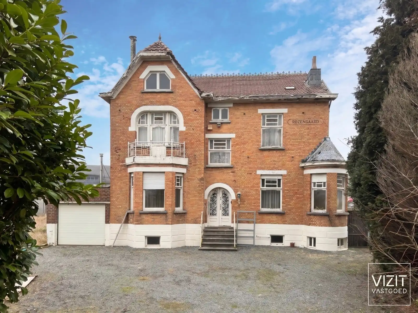 Hoofdfoto van de publicatie: Kasteelvilla in Idegem