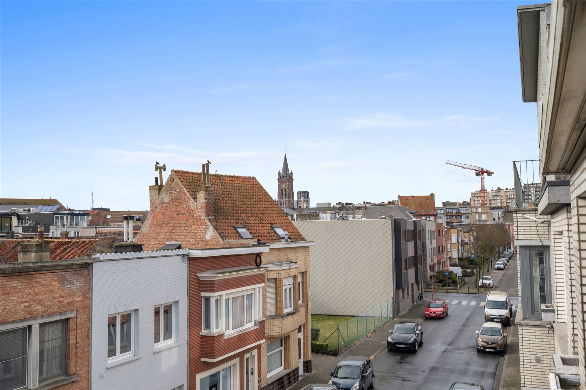 ONGEMEUBELD / 2DE VERDIEP / GEEN LIFT foto 14