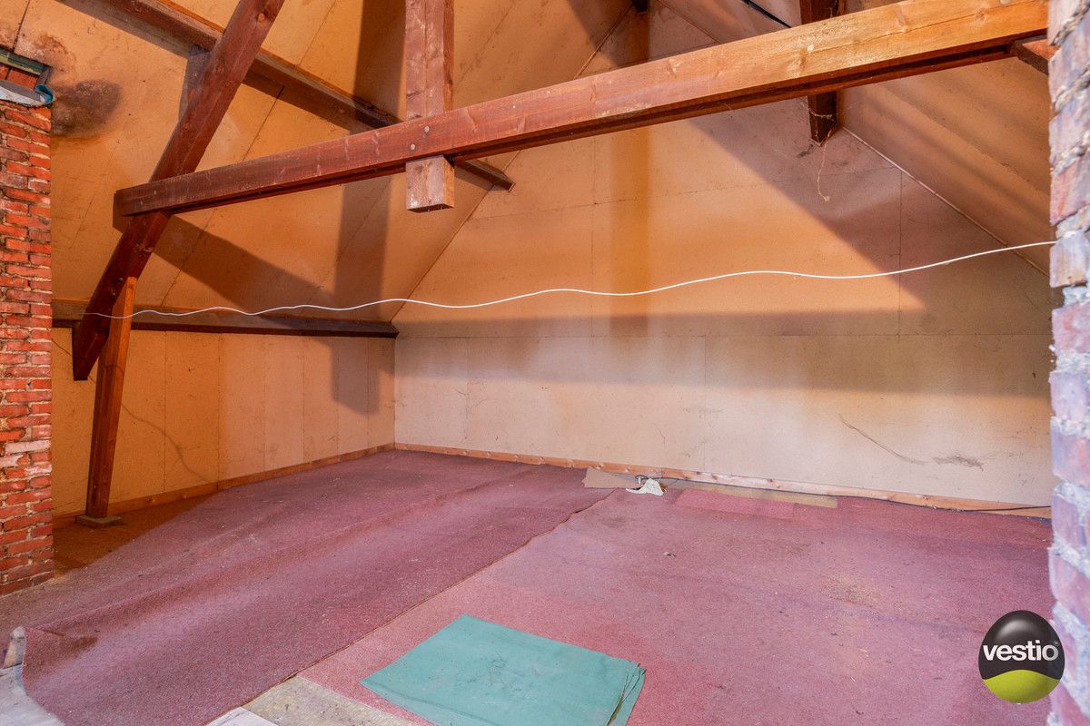 OP TE FRISSEN HALF VRIJSTAANDE WONING OP 7A87CA STADSRAND HASSELT. foto 22