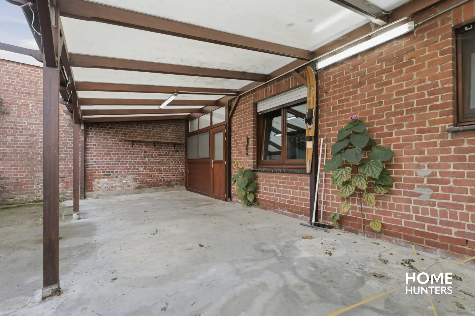 Woning met 3 slaapkamers en zéér ruime loods op gunstige ligging te Zonnebeke! foto 23