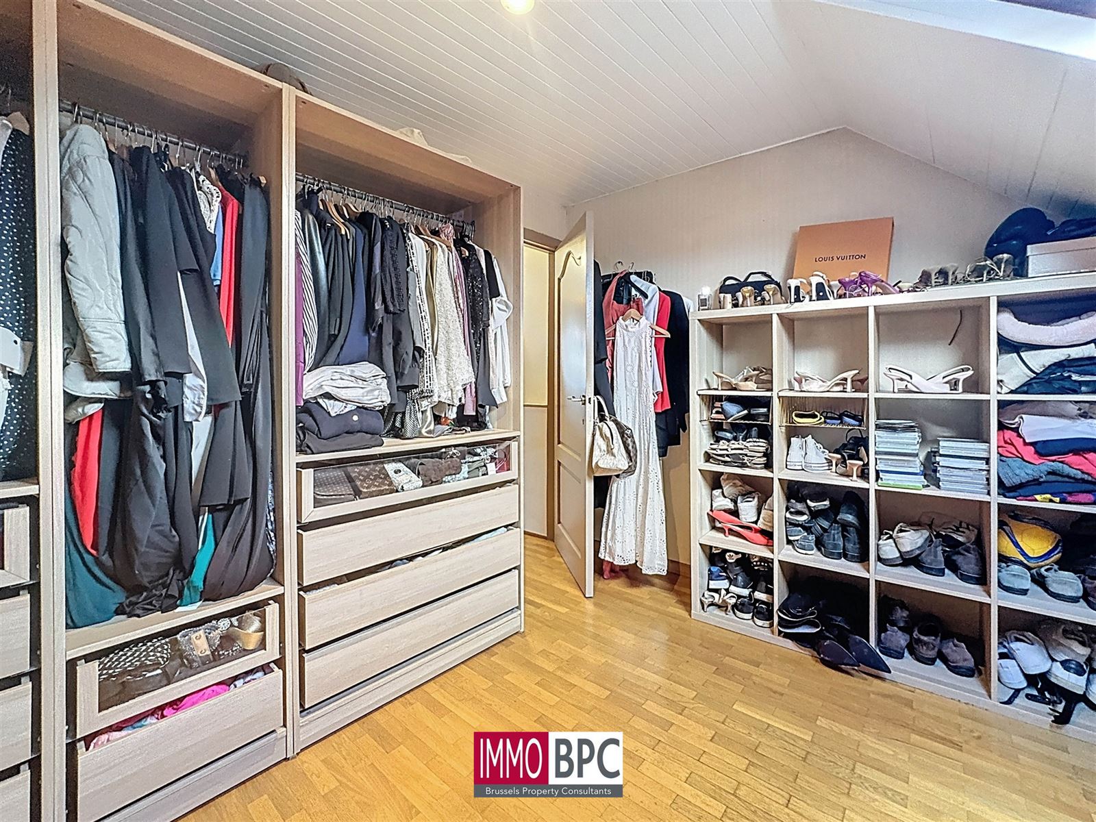 Huis - Vrij beroep foto 26