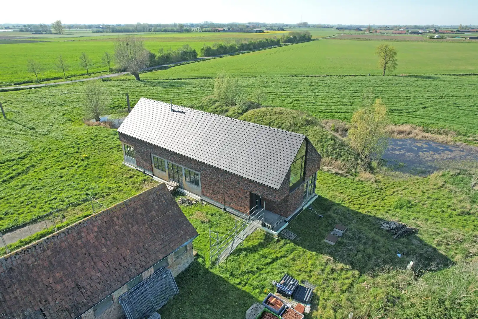 Unieke casco woning op 2ha grond.  foto 19