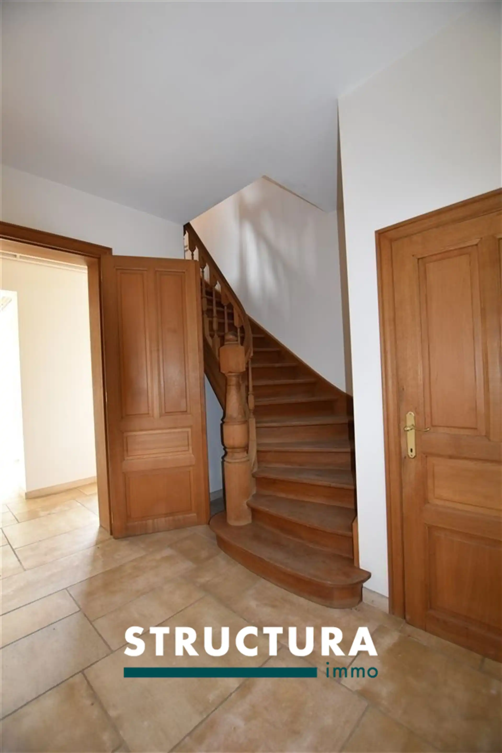 Unieke villa te huur in Humbeek foto 2