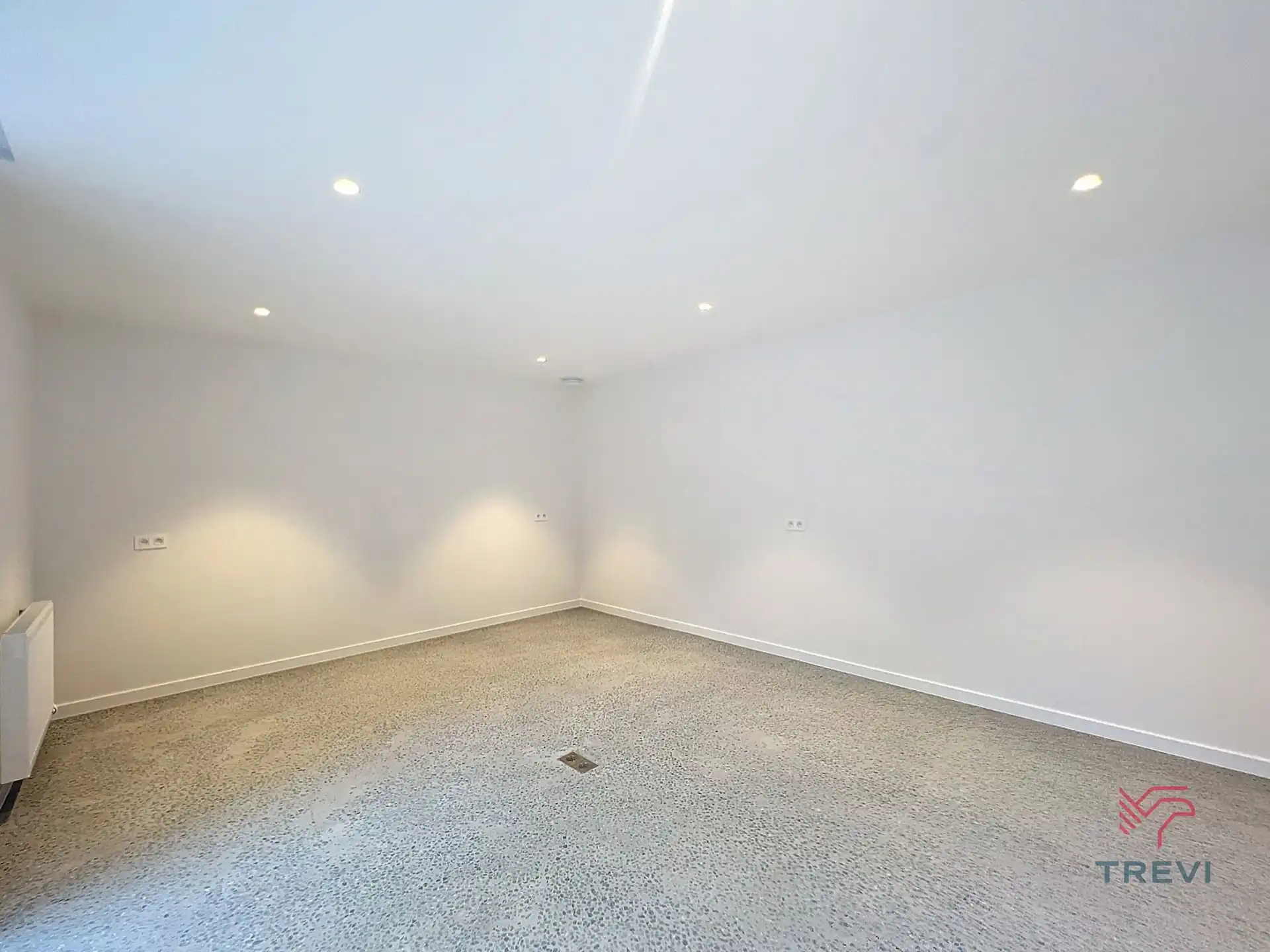 Schitterend huis met 5 slaapkamers en tuin  foto 27