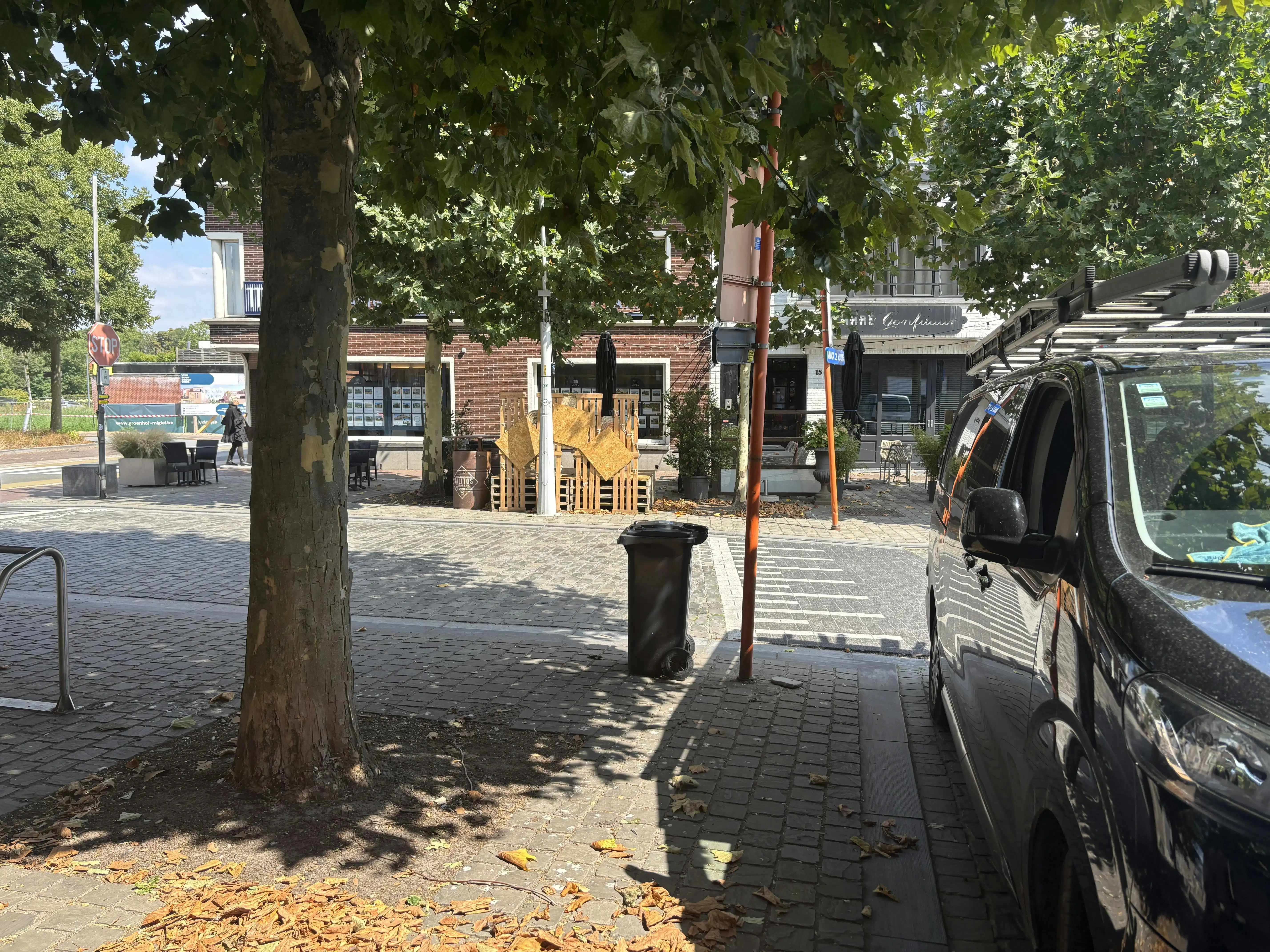 Handelspand met woonst te koop in centrum Brecht! foto 4