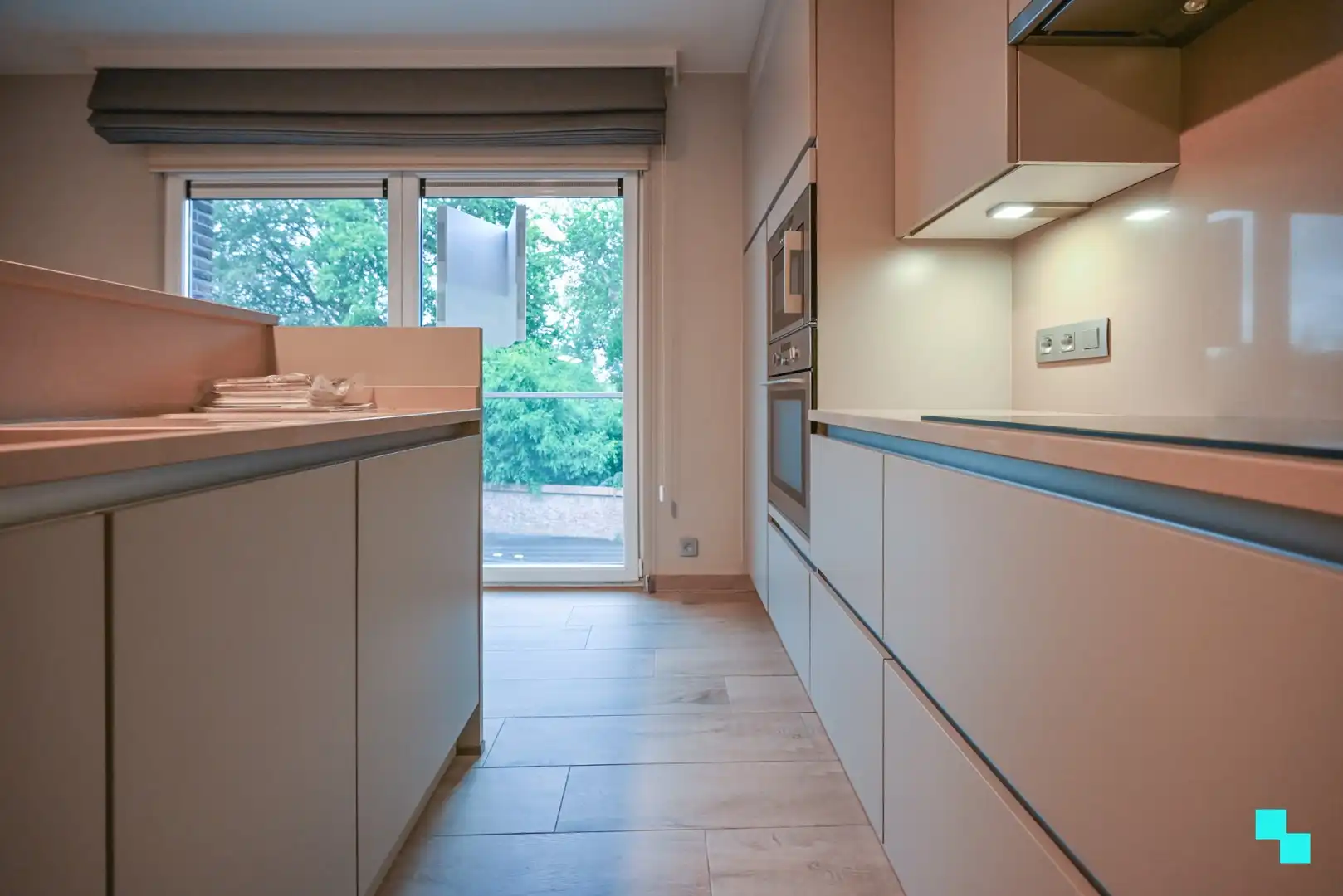 Tweeslaapkamer appartement in het centrum van Ingelmunster foto 4