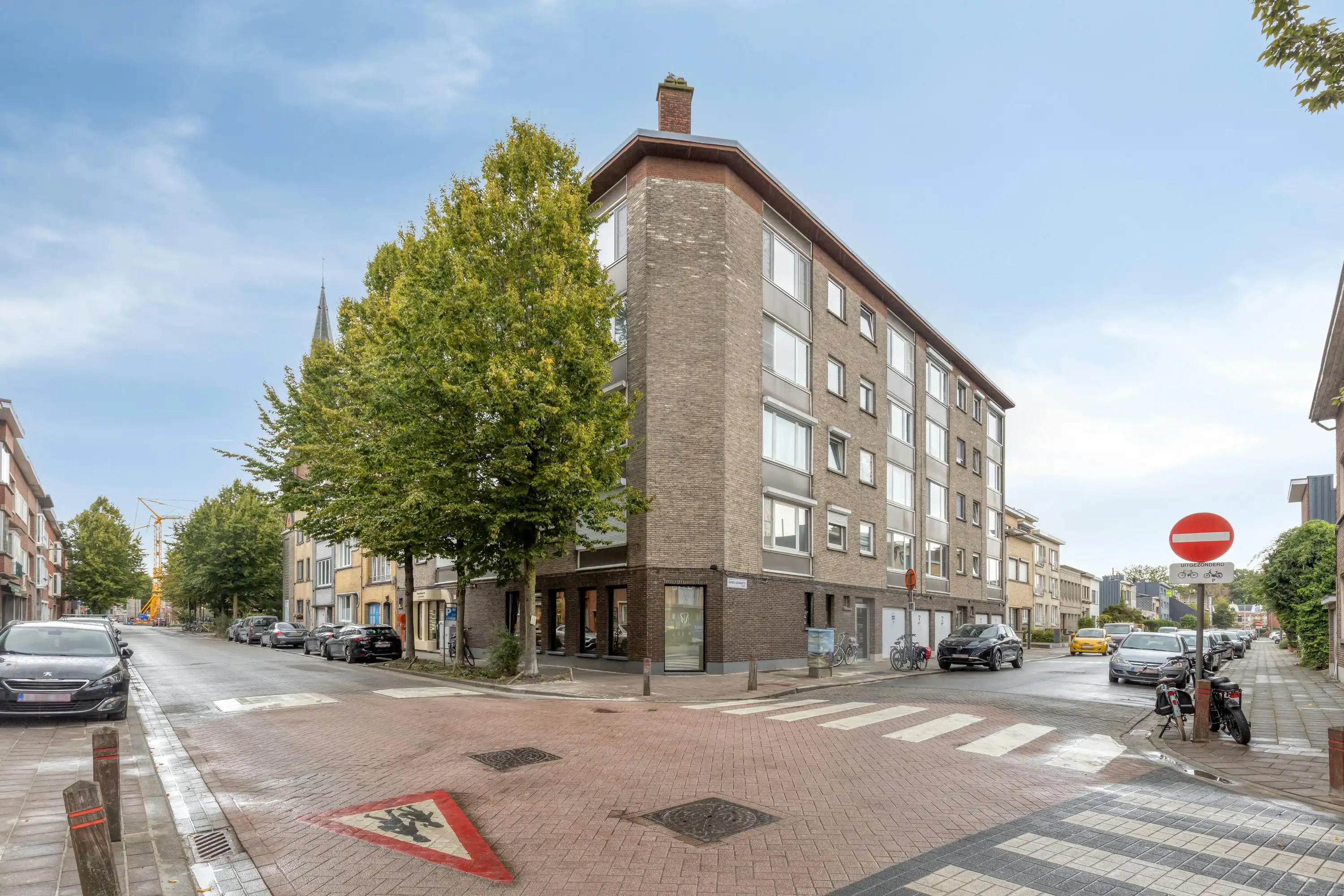 Te renoveren appartement op 4de verdieping te Deurne-zuid! foto 15