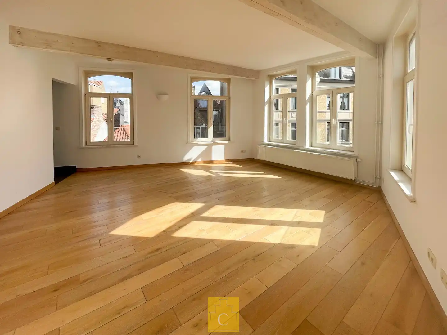 Gerenoveerd duplex appartement centrum Brugge foto 3