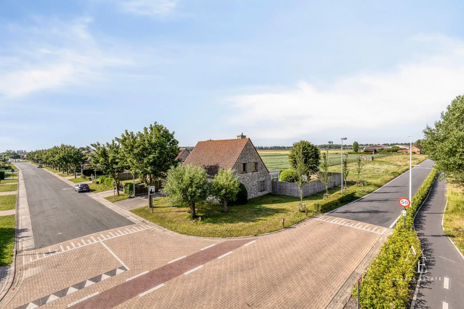 Instapklare en energiezuinige gezinswoning op een toplocatie in Nieuwpoort foto 2