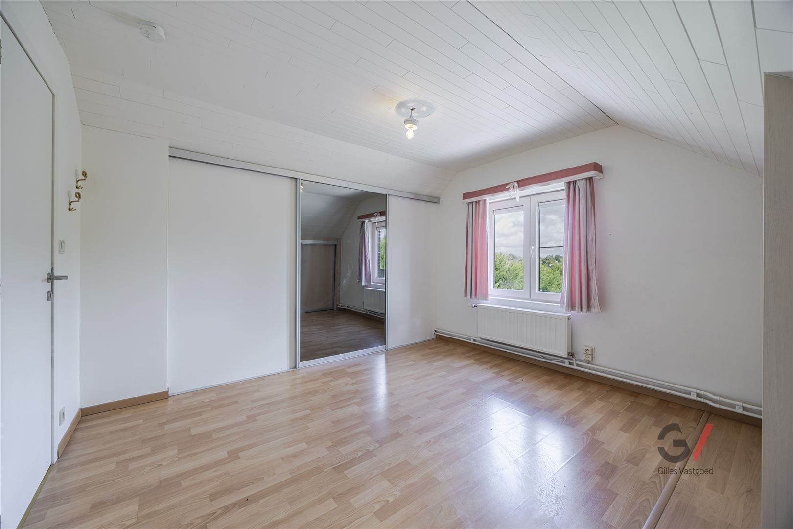 Gezinswoning met 5 slaapkamers te koop foto 13