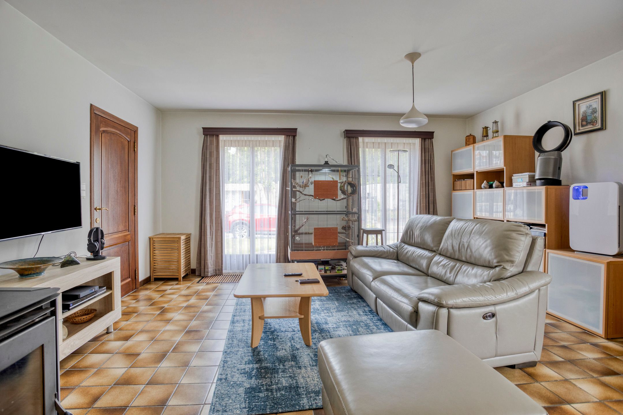 Te renoveren woning op ruim perceel foto 4