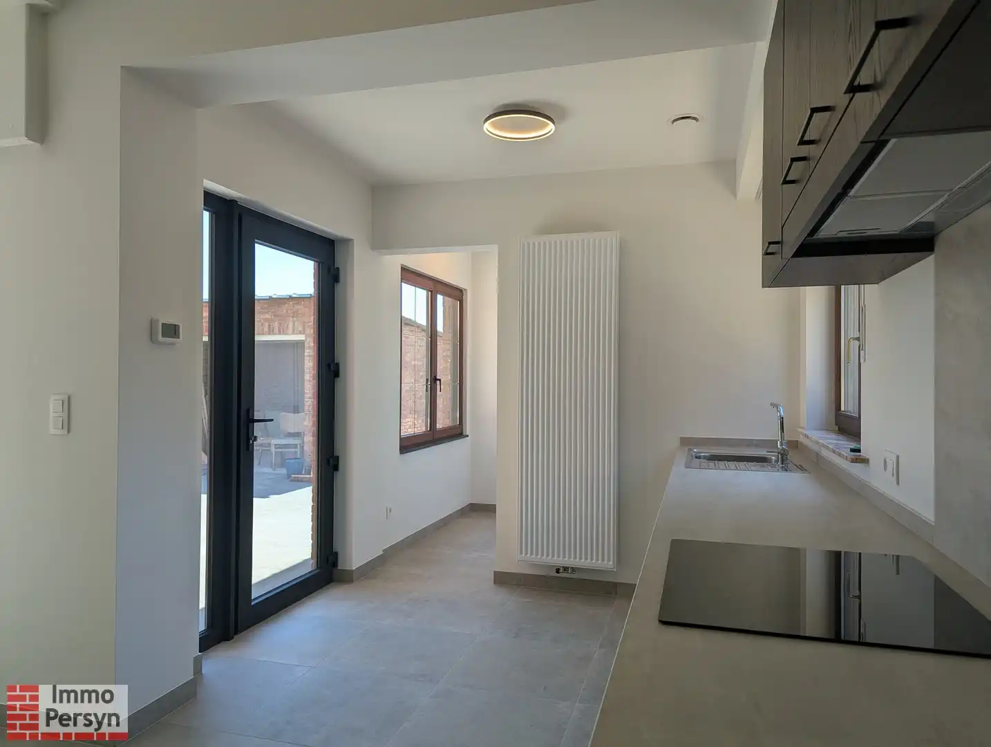 Zeer ruime open woning te huur in Langdorp foto 8