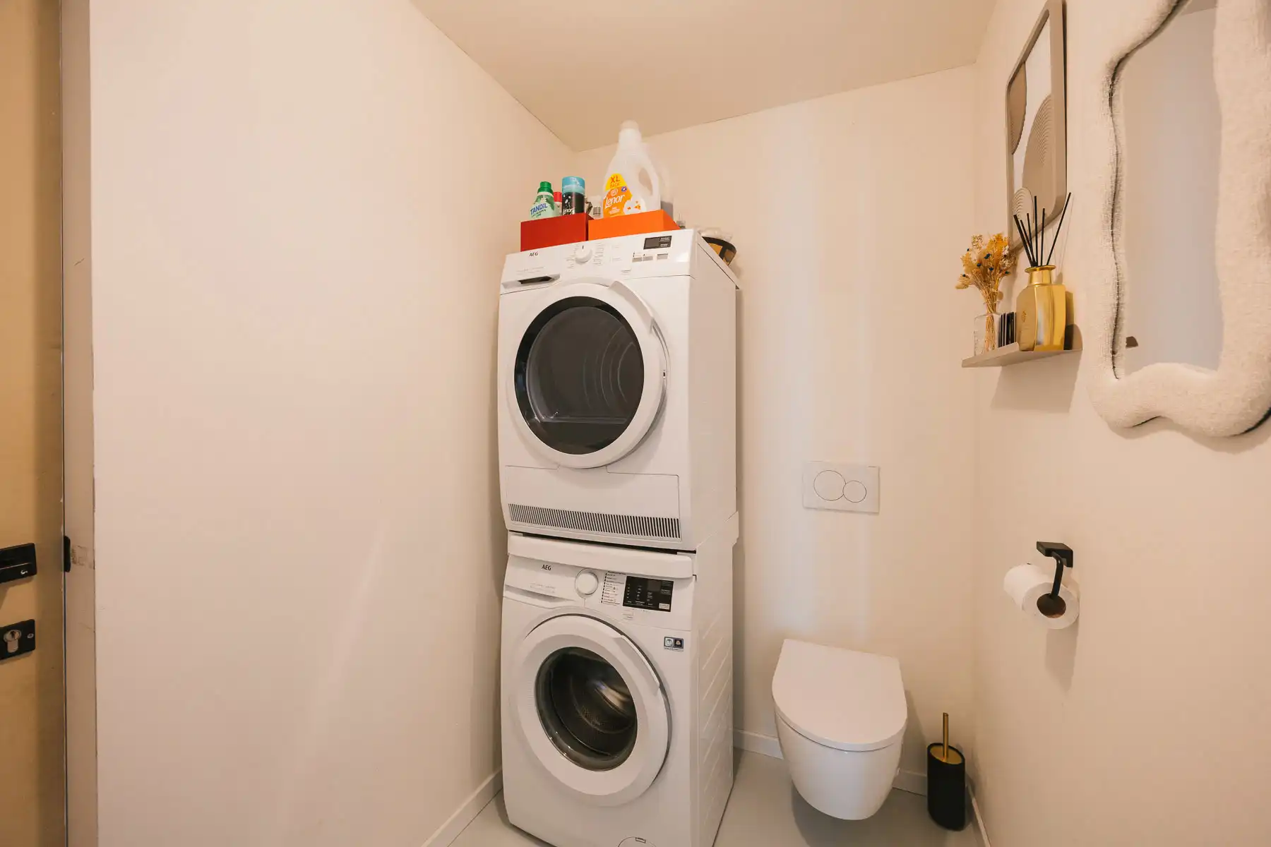 Charmante instapklare halfopen bebouwing op een toplocatie foto 26