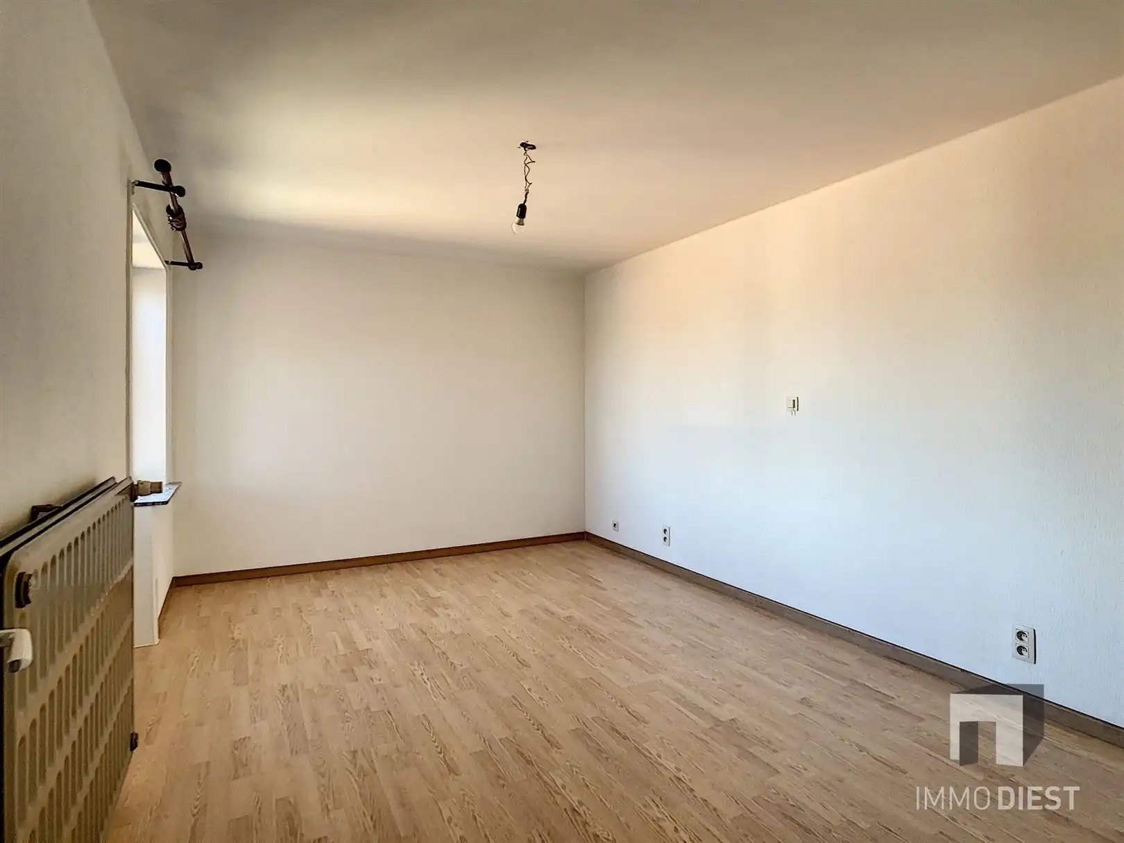 Zeer goed gelegen appartement op de 2de verdieping vlakbij winkels, scholen en station!   foto 9