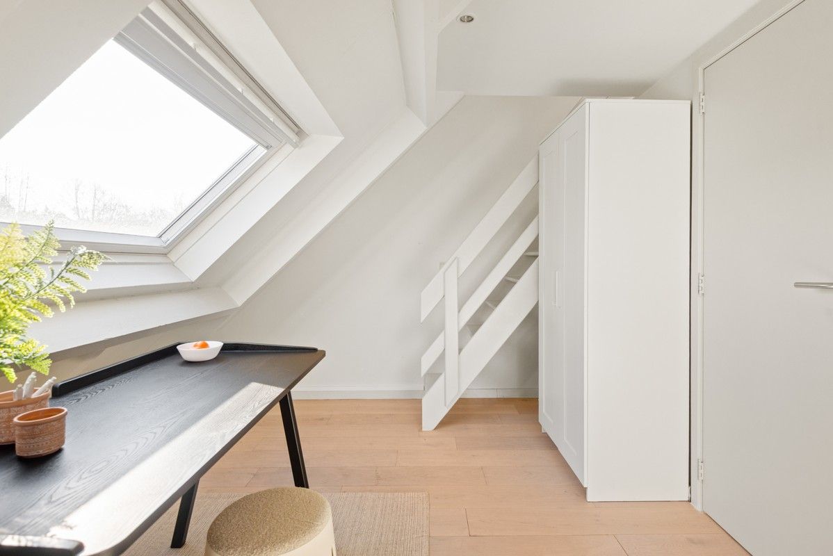 Super charmante woning met 2/3 slaapkamers in een doodlopende straat vlakbij het centrum van Schilde. foto 14