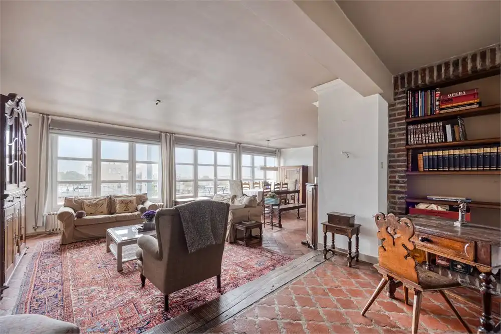 Riant appartement aan de stadsrand foto 13