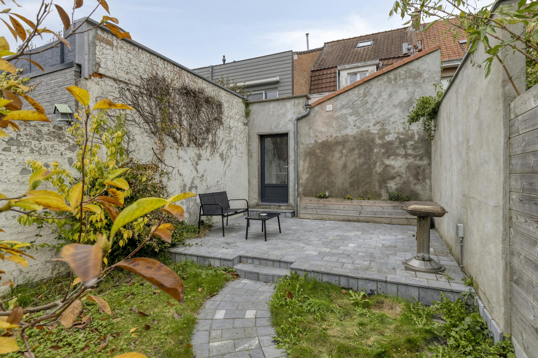 Instapklare woning met 3 slaapkamers en tuin te Veurne. foto 22