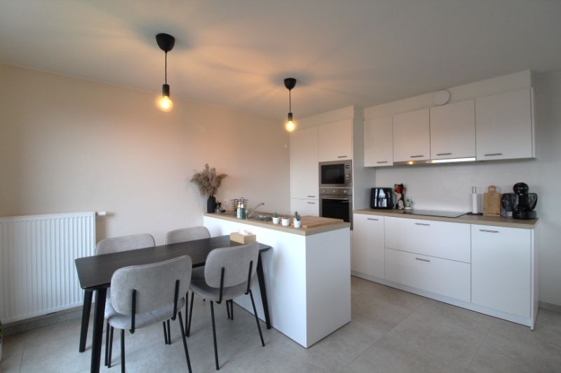 Lichtrijk nieuwbouw appartement zonder gemeenschappelijke kosten foto 3