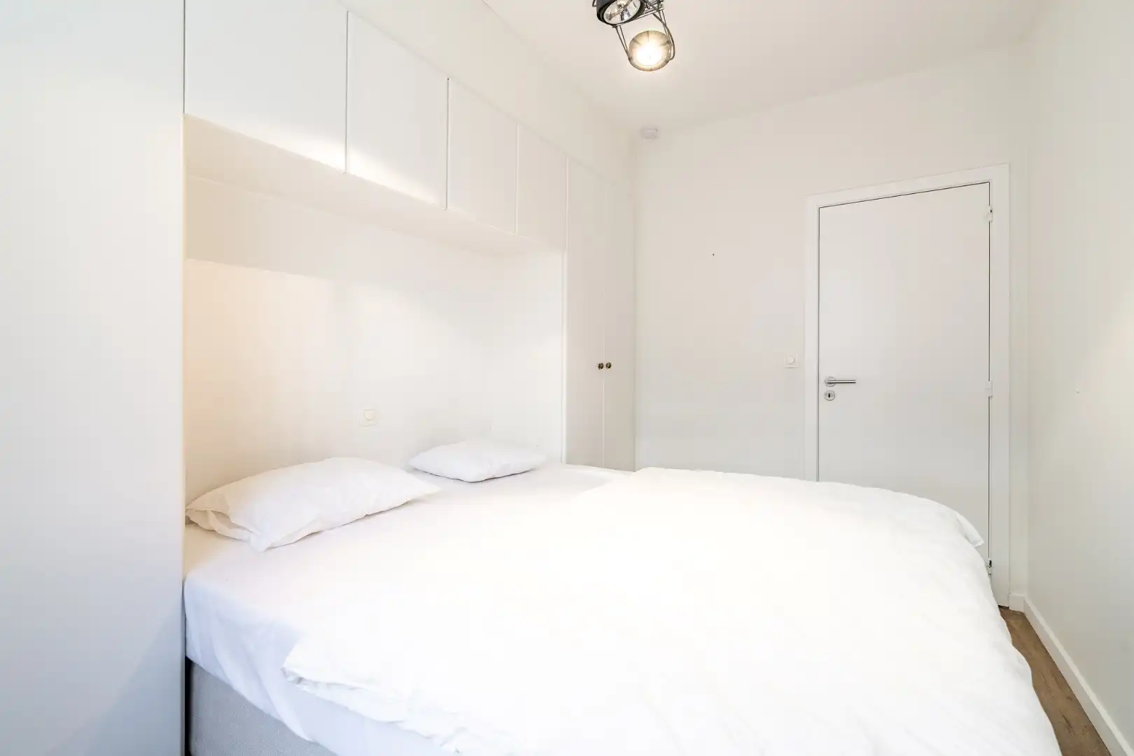 Stijlvol appartement op wandelafstand van het Albertstrand foto 16