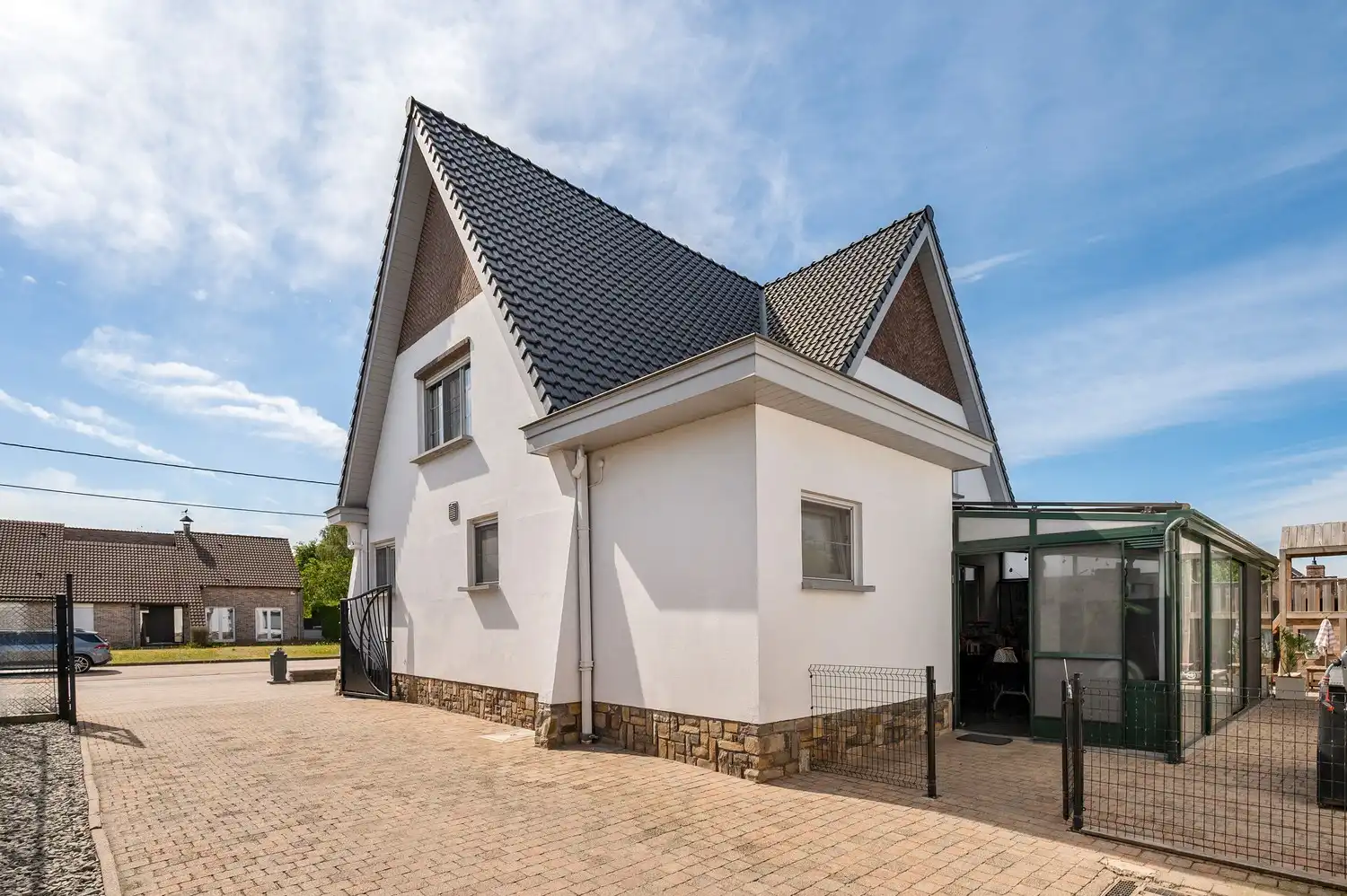 Ruime, degelijke gezinswoning met magazijn op een perceel van 930 m². foto 43