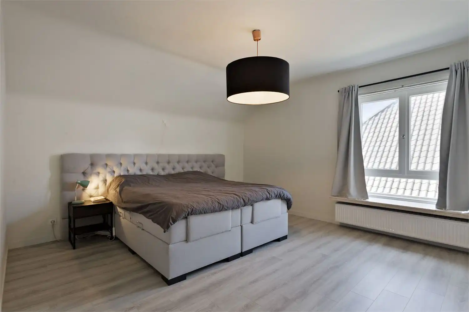 Lichtrijke villa met riante tuin foto 11