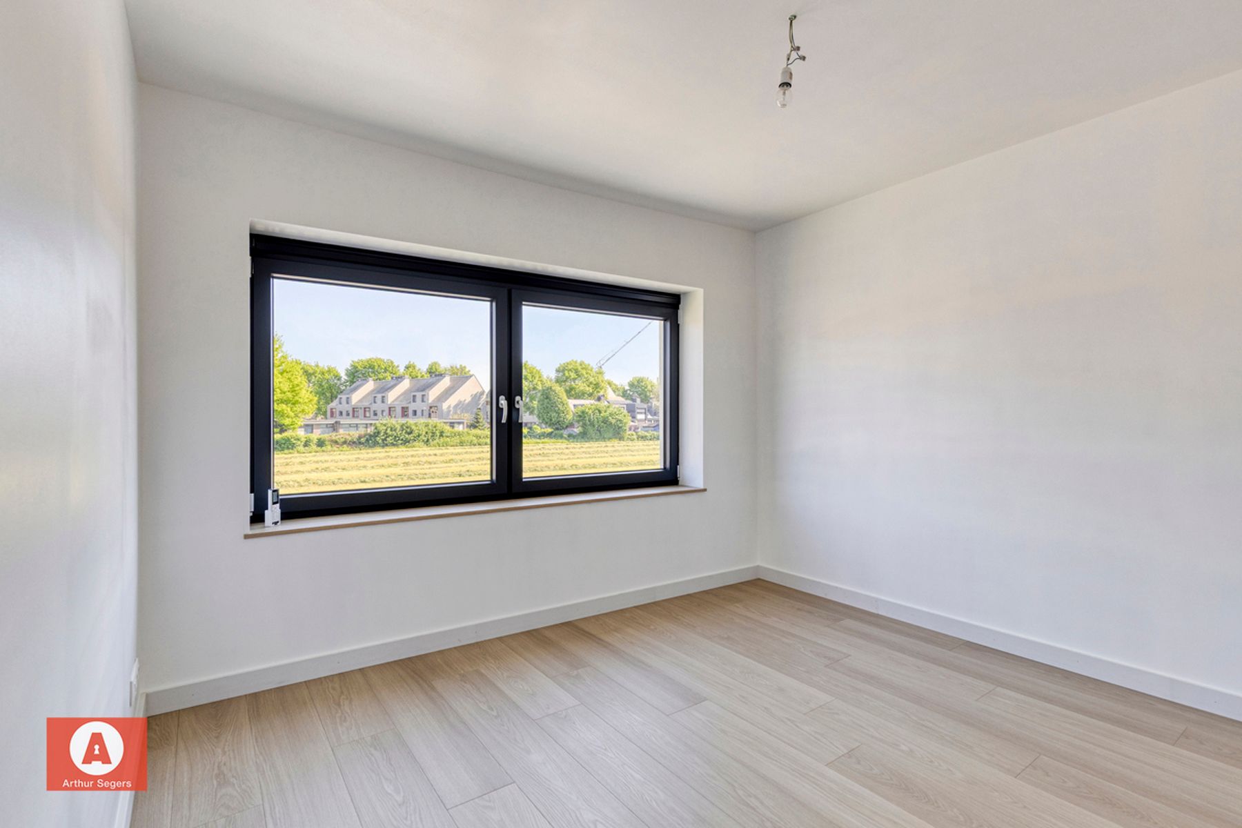 Totaal gerenoveerde woning met A-label in Baasrode foto 22