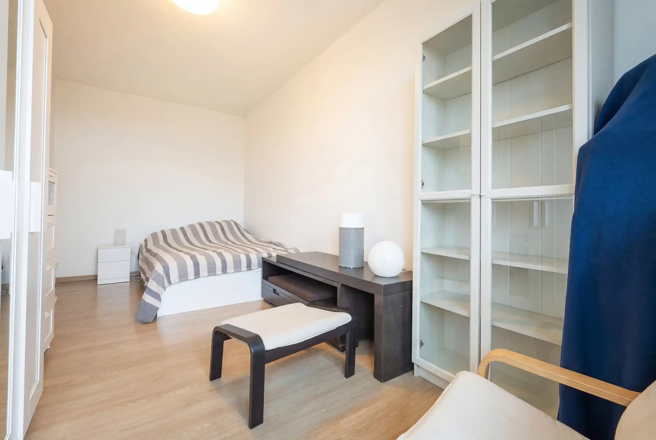 NATO - 3 slaapkamers appartement + P foto 12