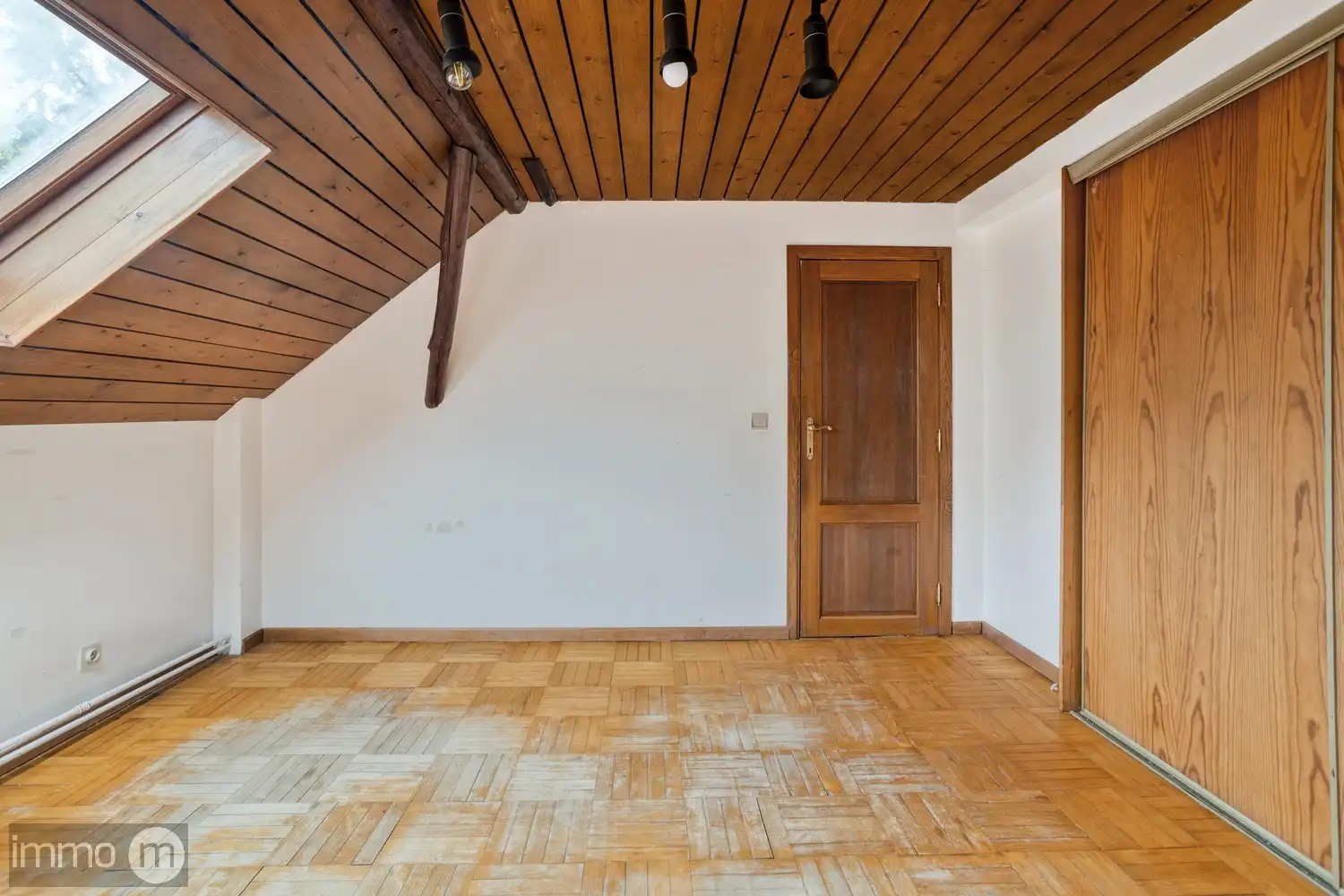 **Ruime rustige eengezinswoning met 5 slaapkamers, tuin, garage en 3 parkeerplaatsen in Huldenberg te koop** foto 22