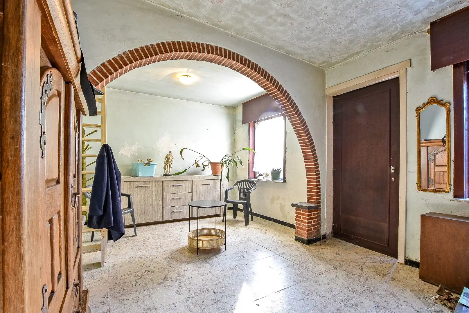 Te renoveren woning op een perceel van 392m² te Houthulst! foto 11