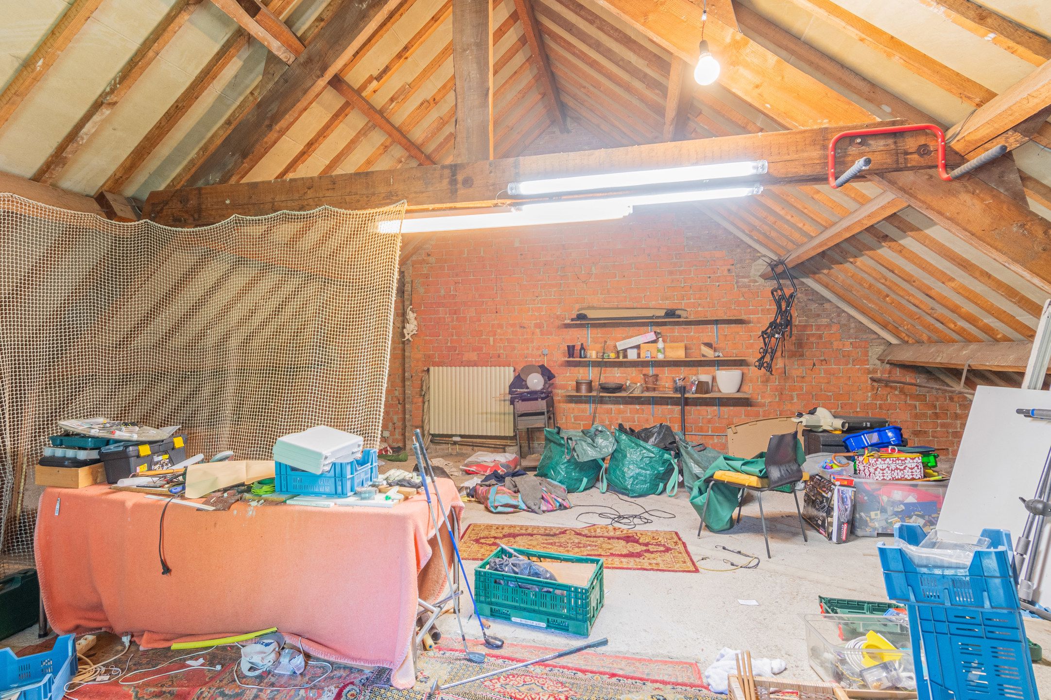 Riante woning met grote praktijkruimte foto 47