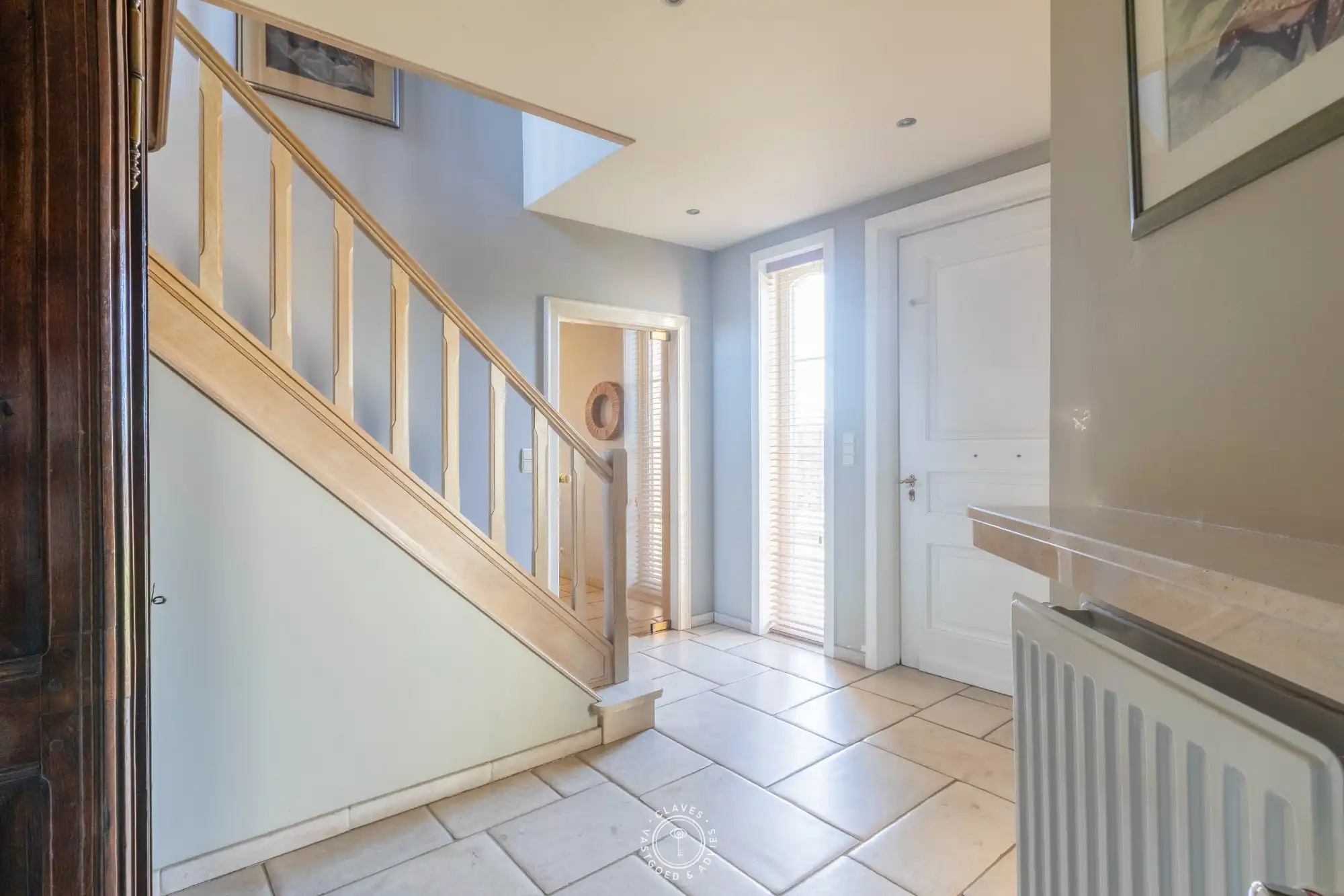 Open bebouwing met loods op uitzonderlijk perceel van +10.000 m² met adembenemend uitzicht foto 22