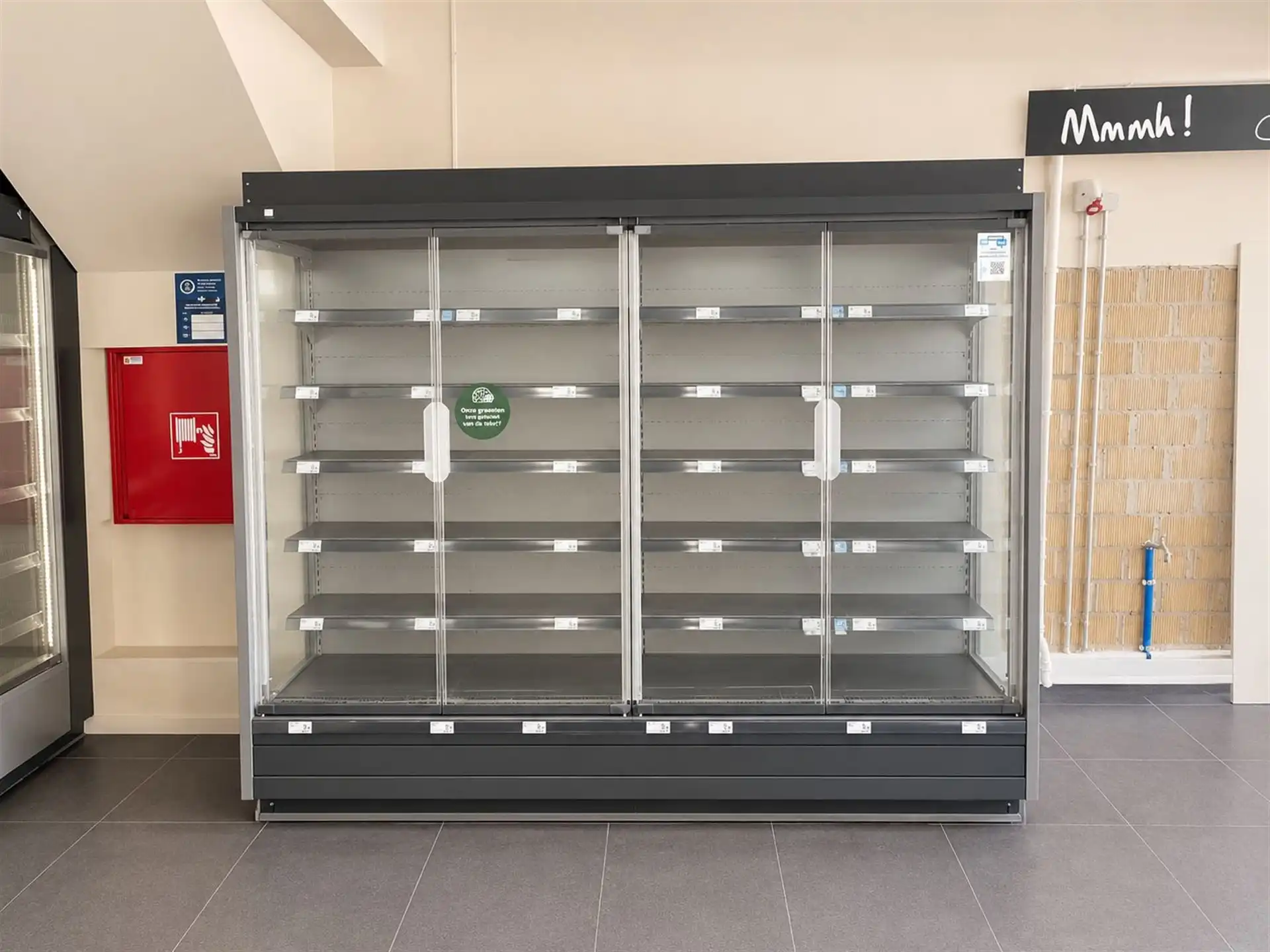  Opvallend handelspand op commerciële toplocatie in hartje Aalst! foto 12