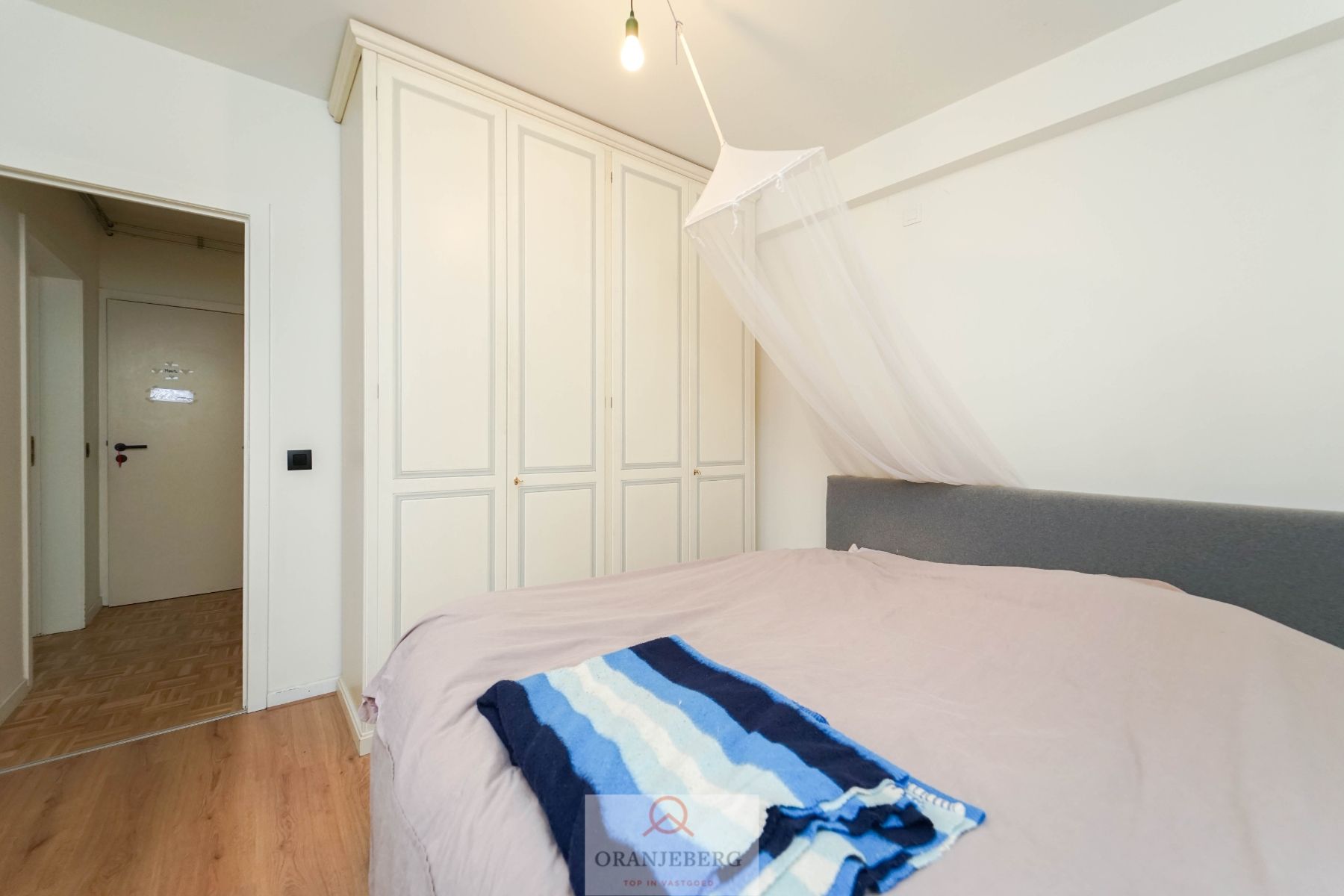 Ruime 2slpk-appartement vlakbij Begijnhof en Gravensteen foto 36