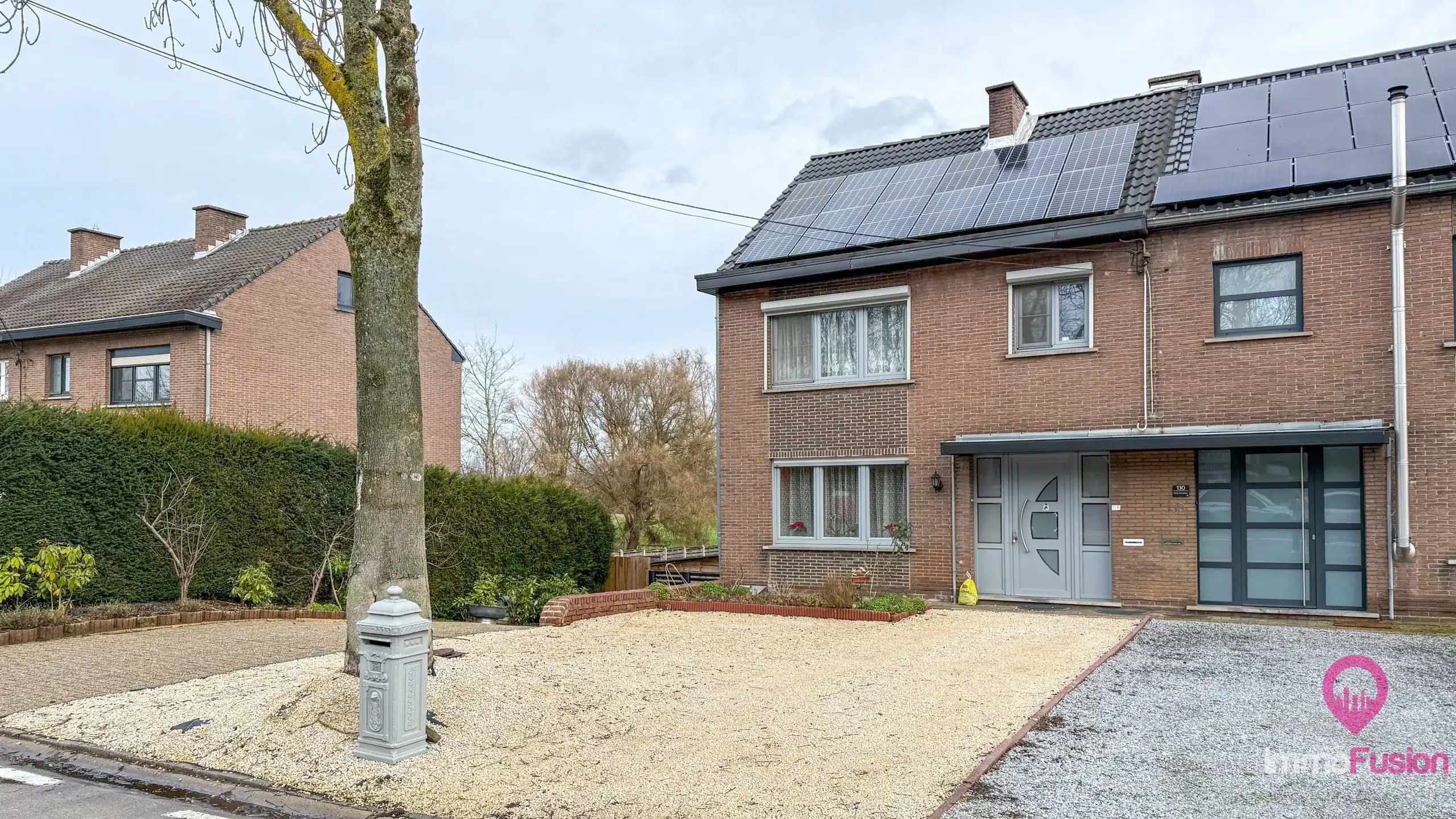 Instapklare woning met grote tuin dichtbij autostrade! foto 34