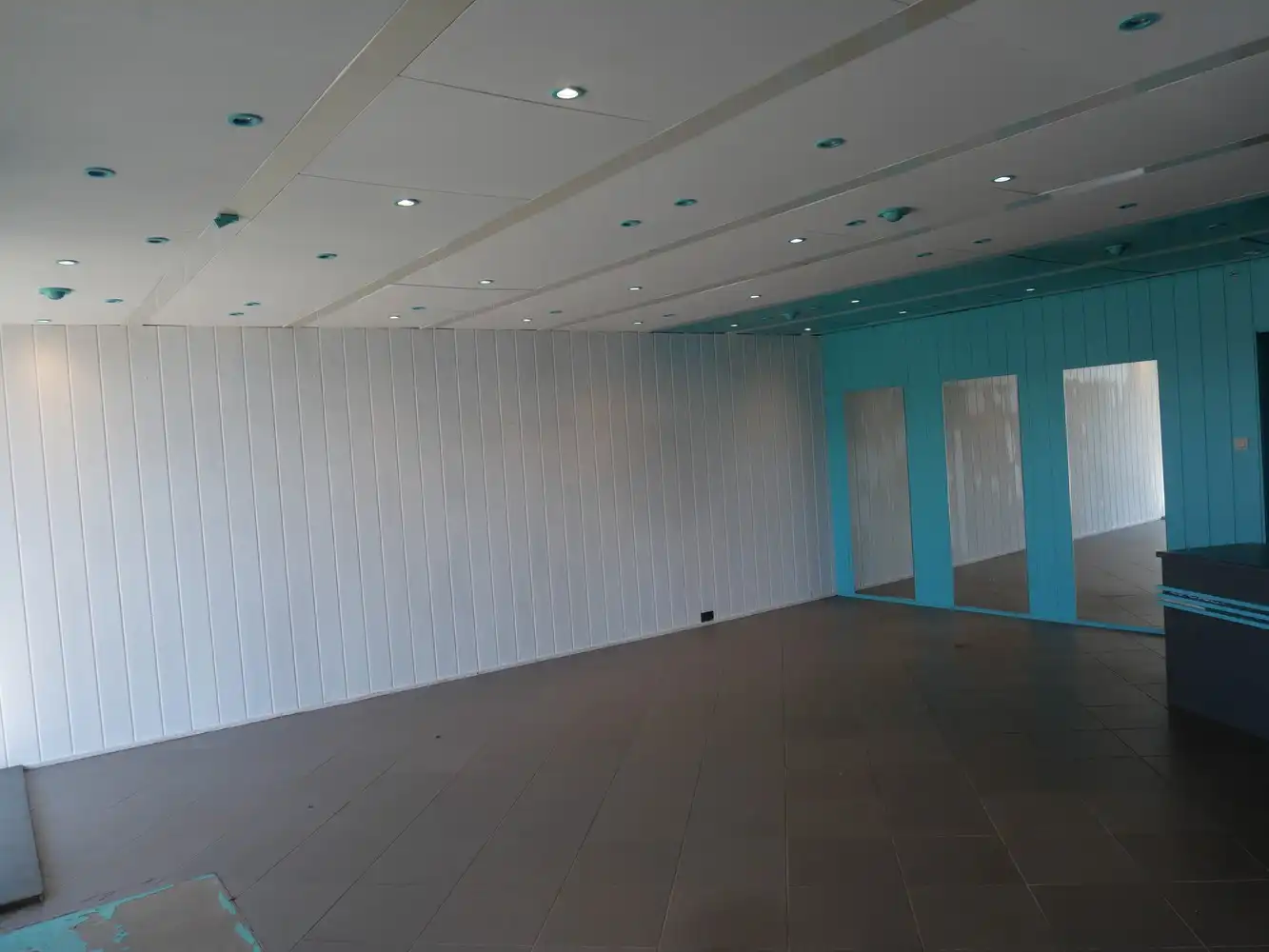 winkelruimte/handelspand foto 2