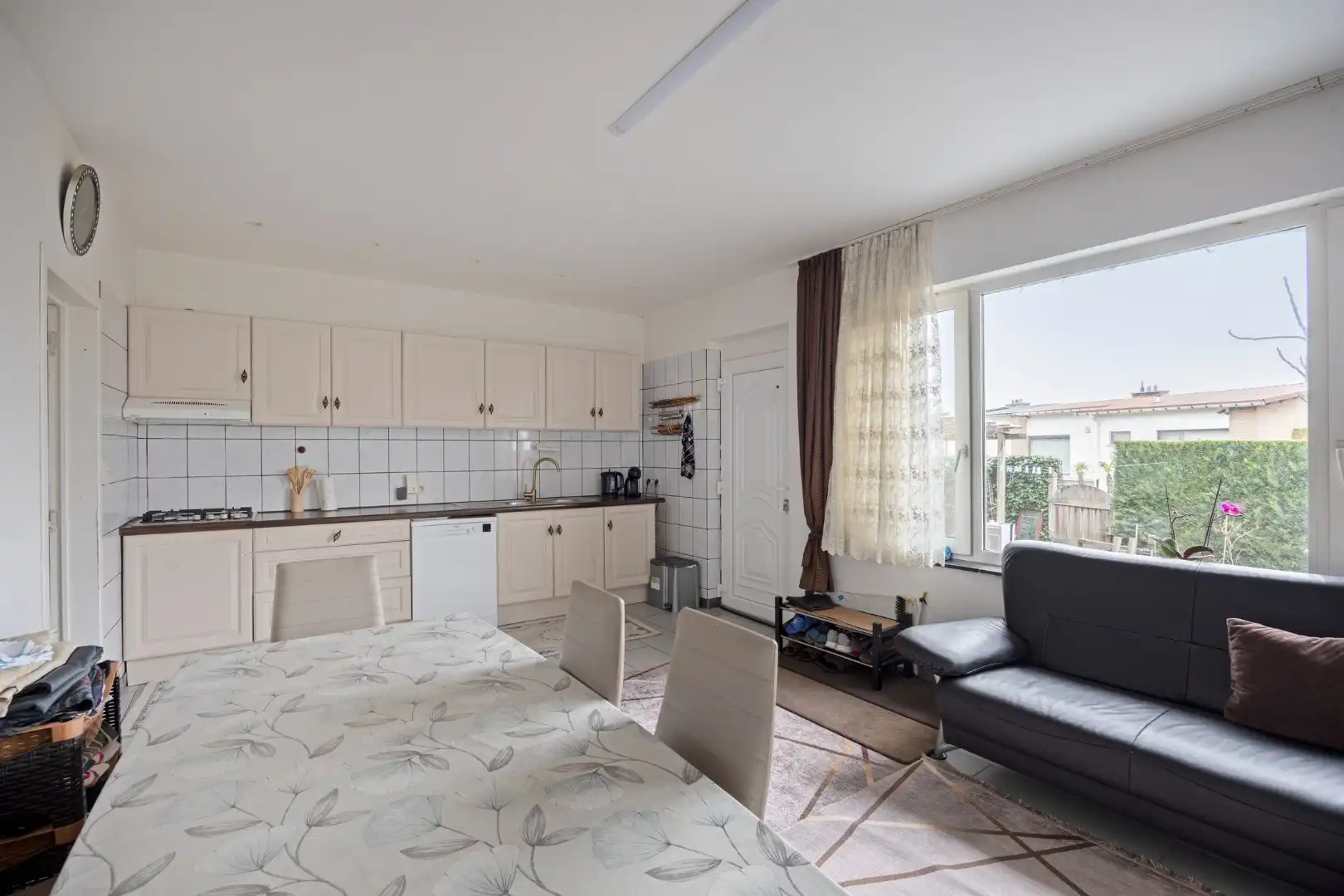 Woning met 4 slaapkamers en garage in stadsrand Tongeren foto 10