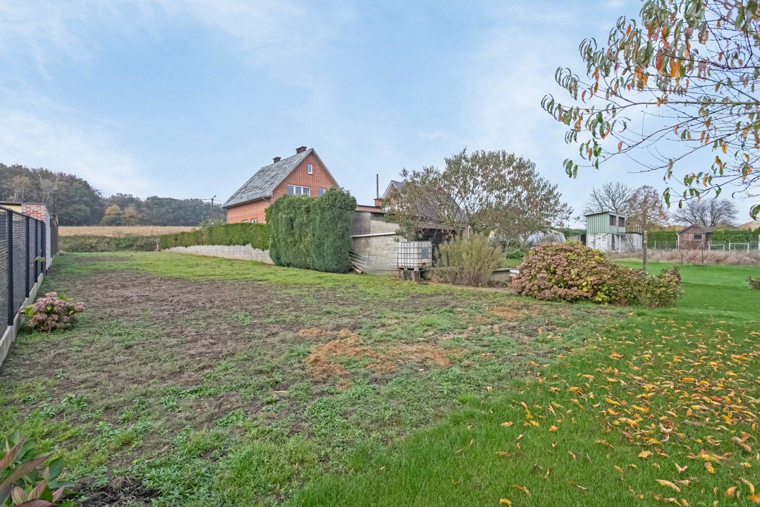 WONING MET UITBREIDINGSMOGELIJKHEDEN EN AANPALENDE GROND  foto 29