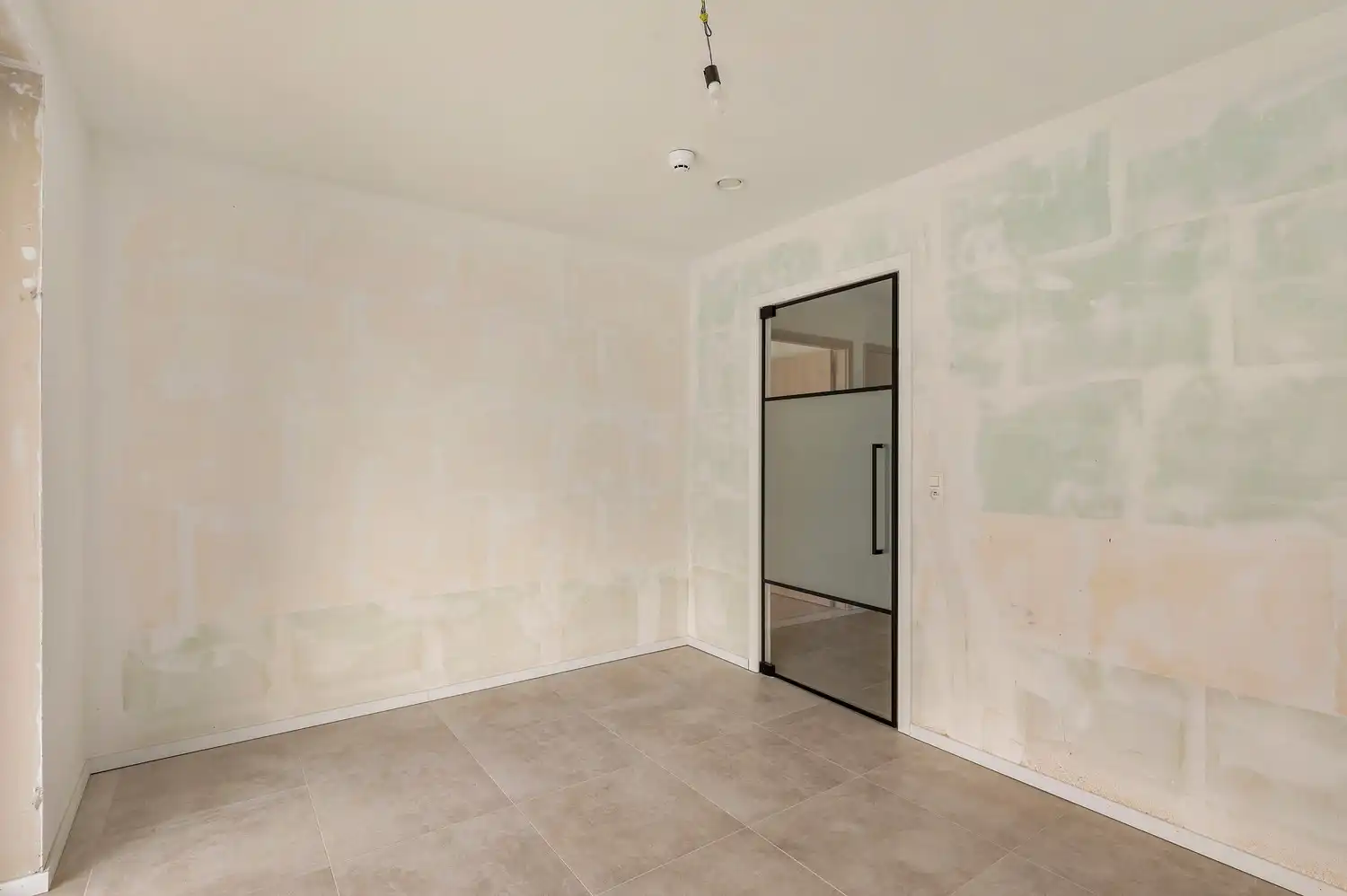 PRACHTIG 3 SLAAPKAMER ASSISTENTIEWONING + GARAGE foto 12