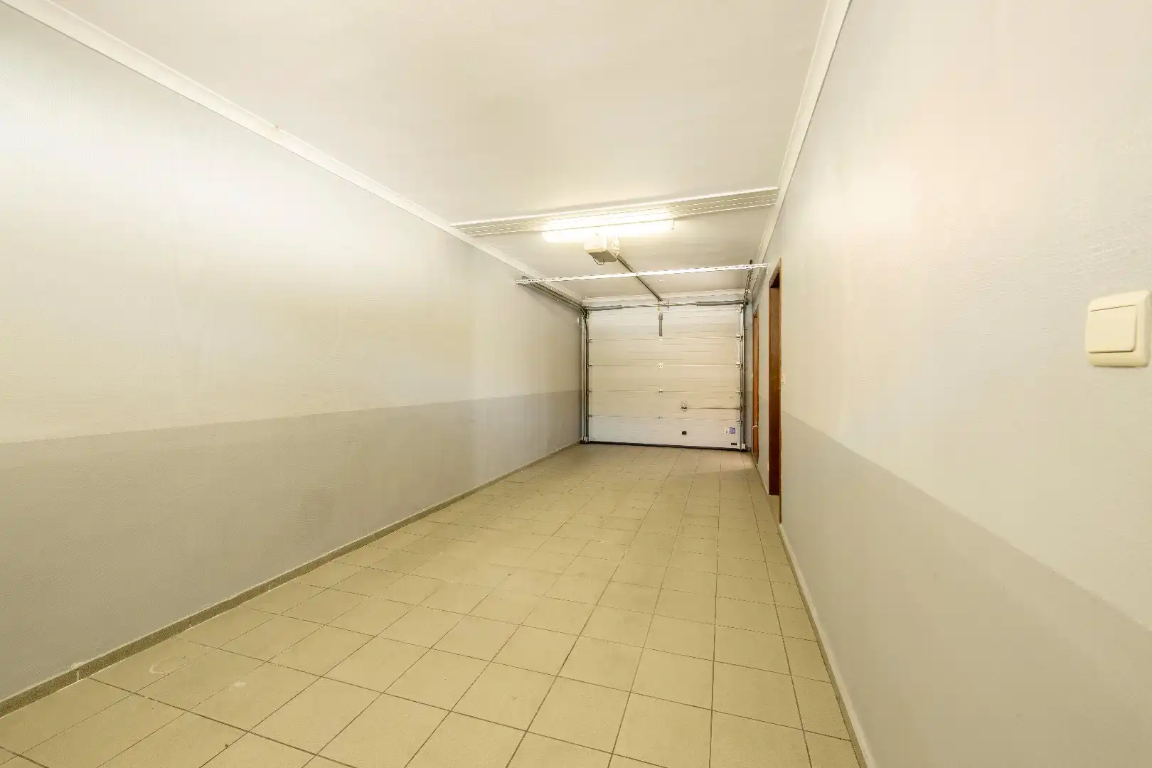 ZEER RUIME BEL ETAGE WONING MET GARAGE EN LOODS (100 m²) foto 7
