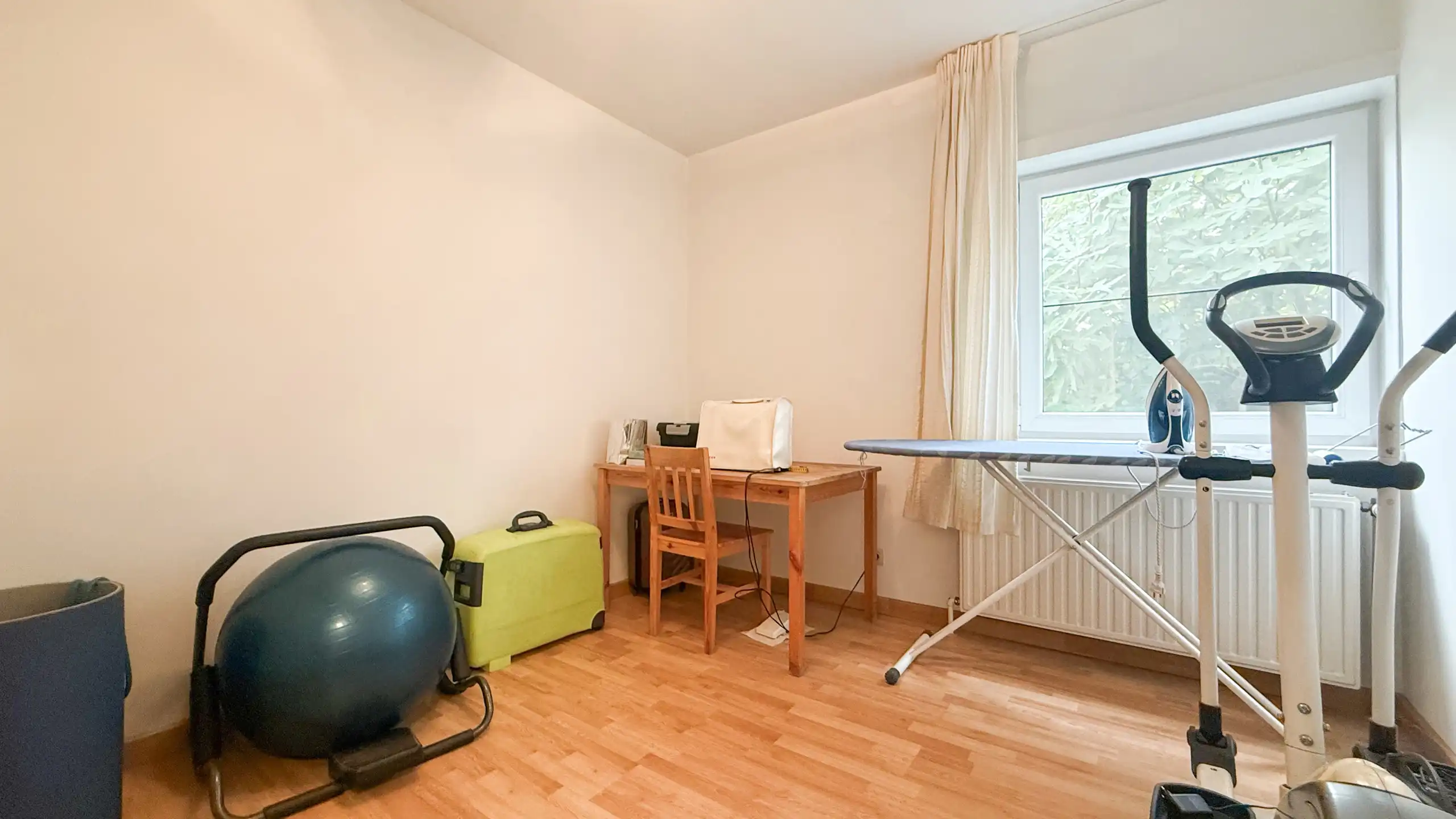 Ruime gezinswoning op 8 are met 5 slaapkamers op toplocatie! foto 26