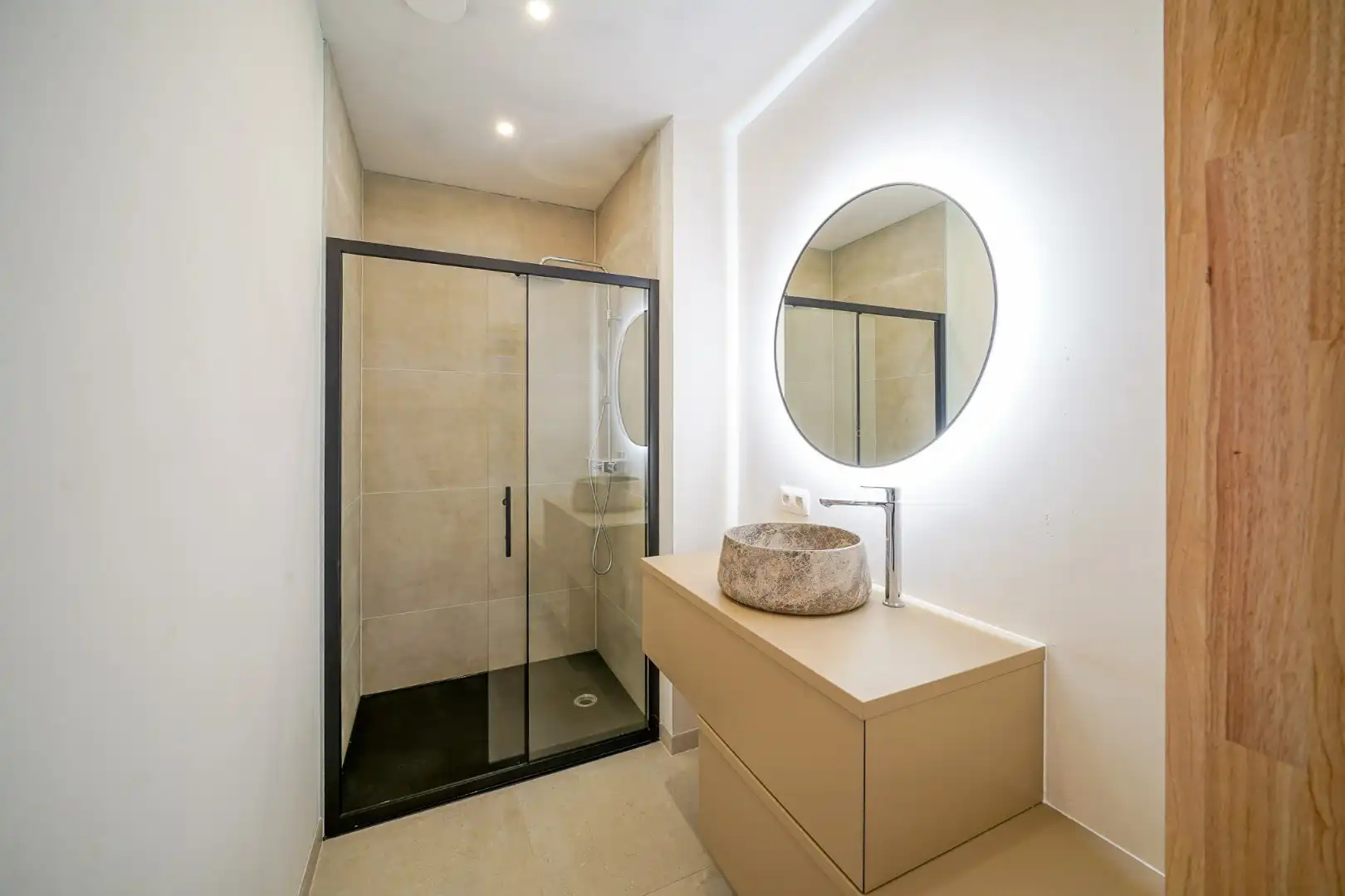 Nieuwbouwproject te Bredene bestaande uit 5 appartementen en 5 autotaanplaatsen. foto 11