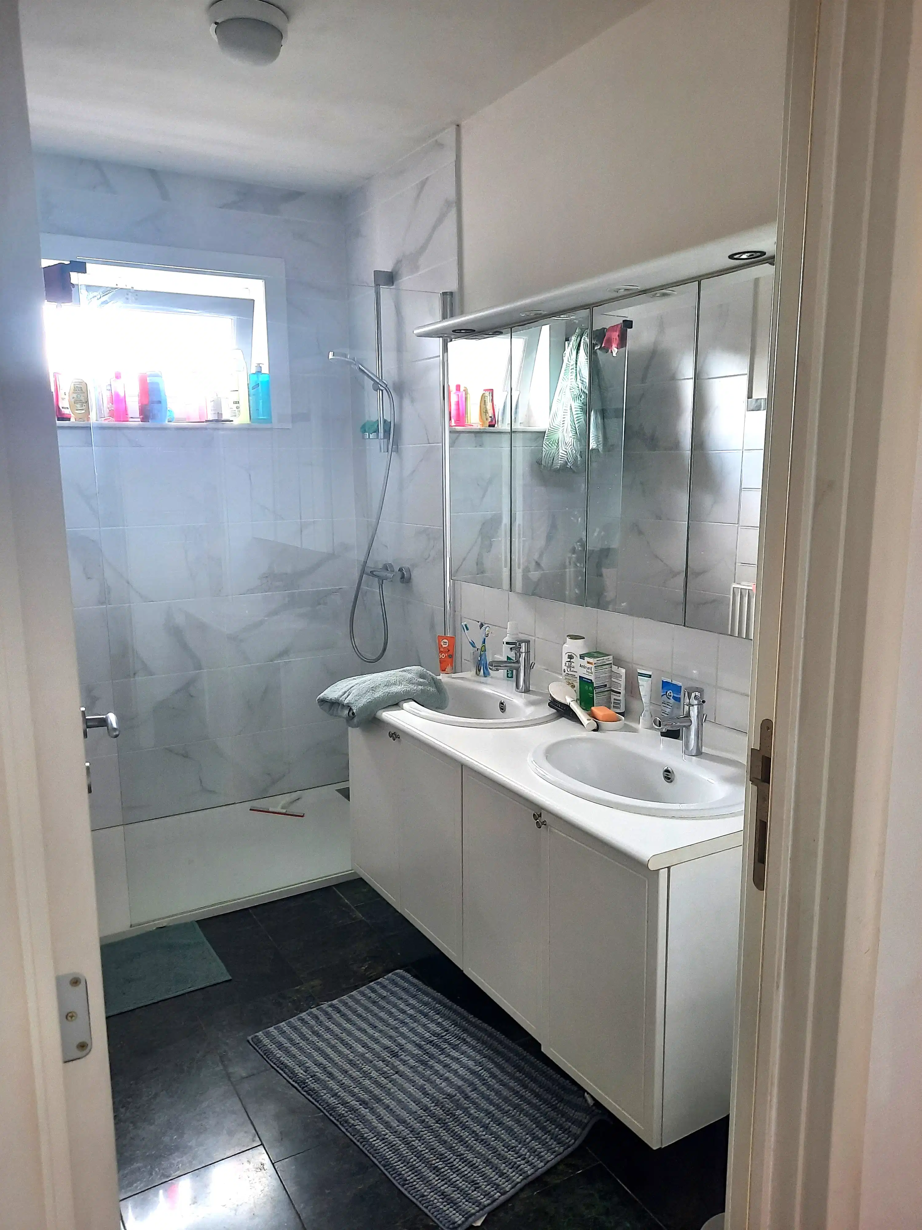 MEISE centrum: mooi 2spk appartement m balkon in klein gebouw foto 4