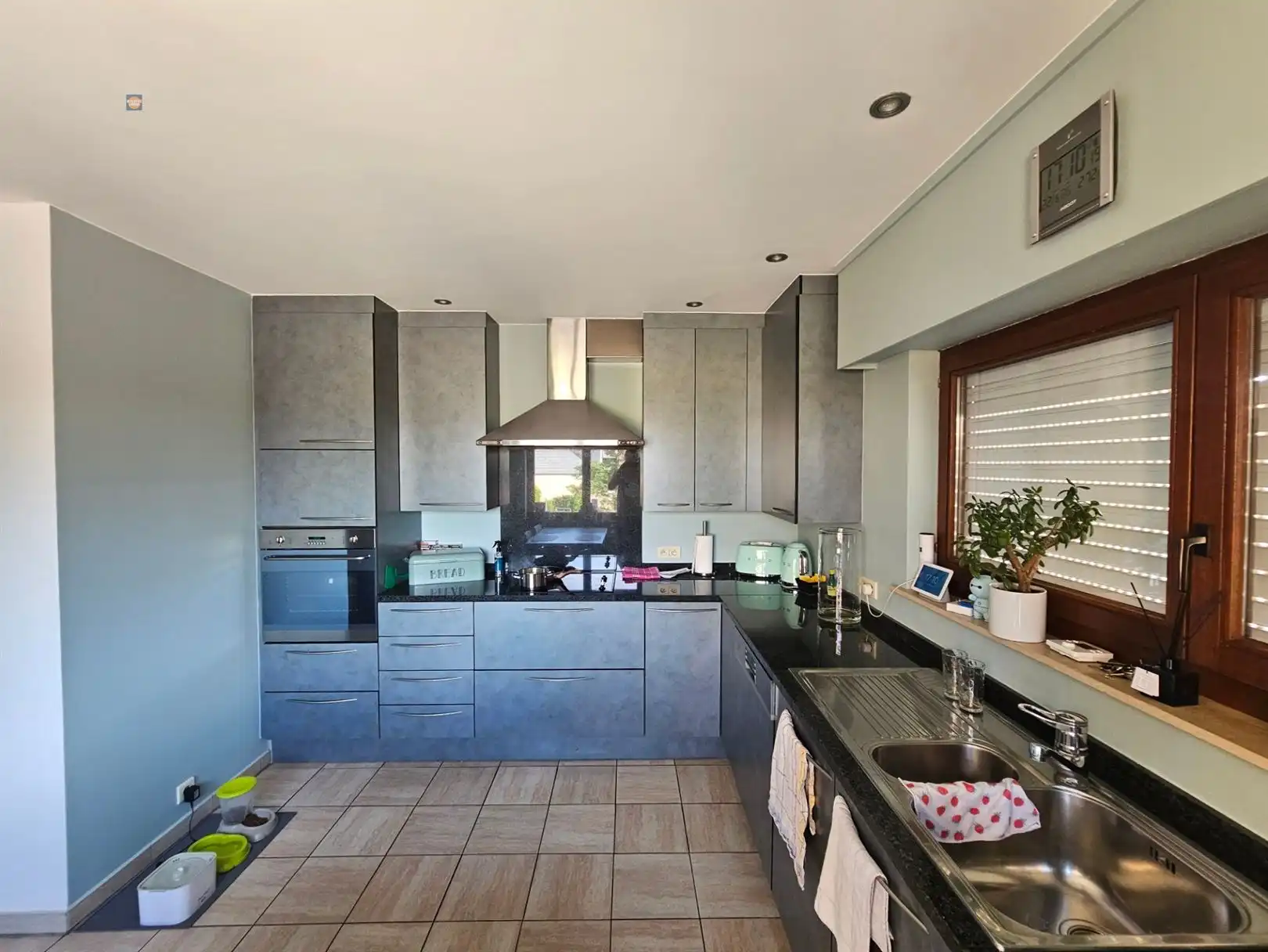 Ruim duplexappartement met garage foto 7