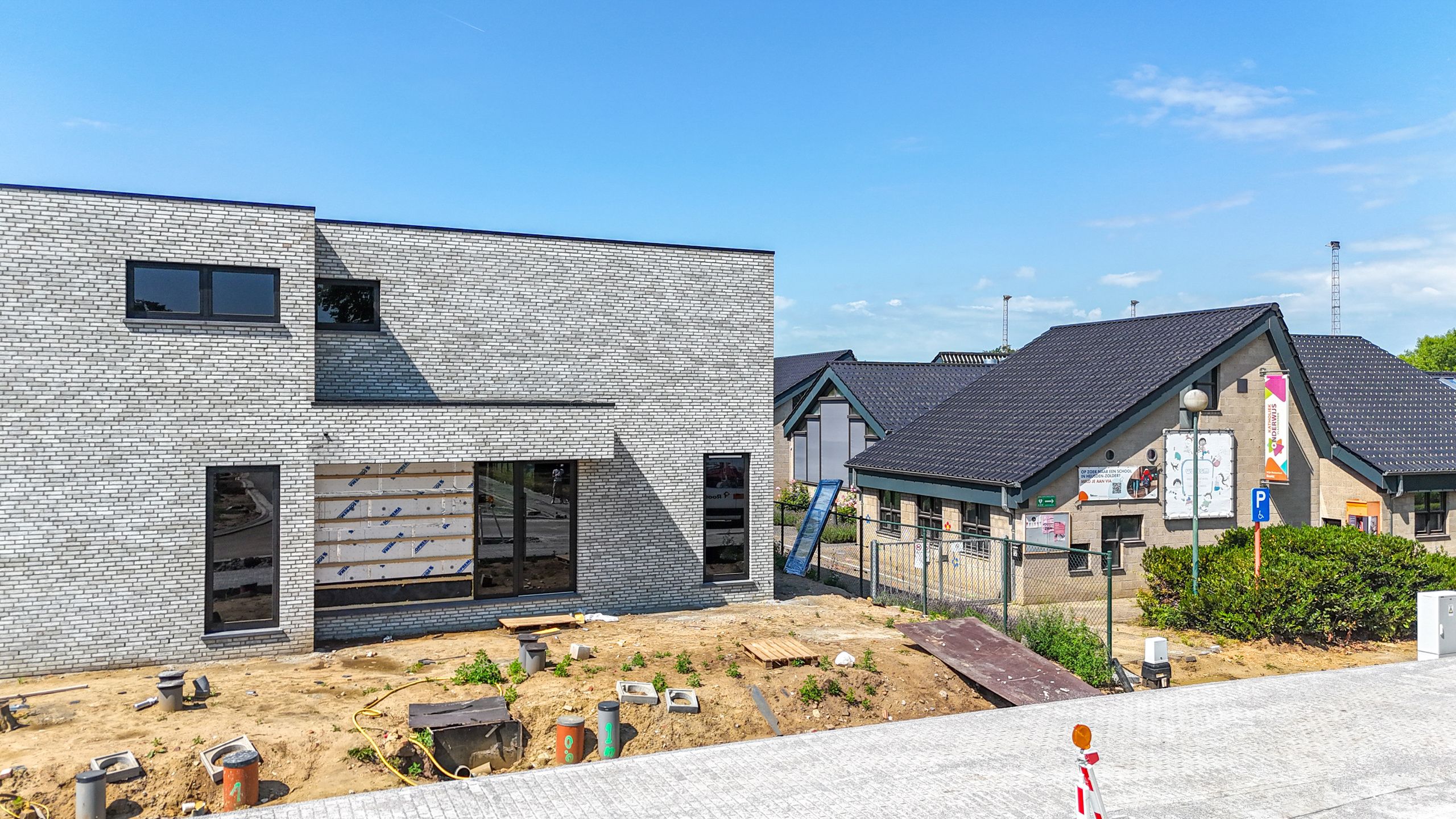 Moderne casco woning met 3slpks en bureauruimte in Boekt! foto 3