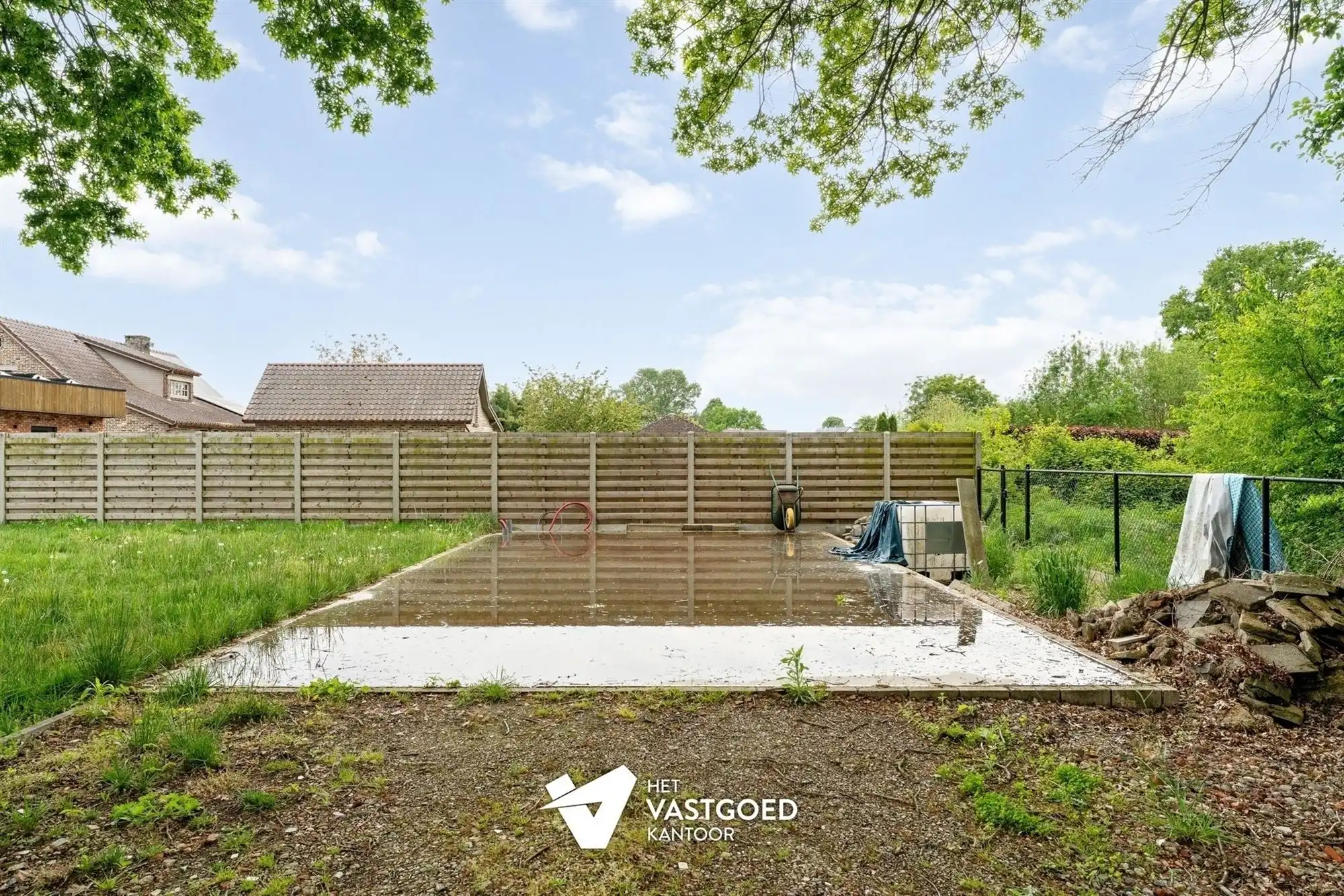 VOLLEDIG GERENOVEERDE WONING OP IDEALE LIGGING foto 27