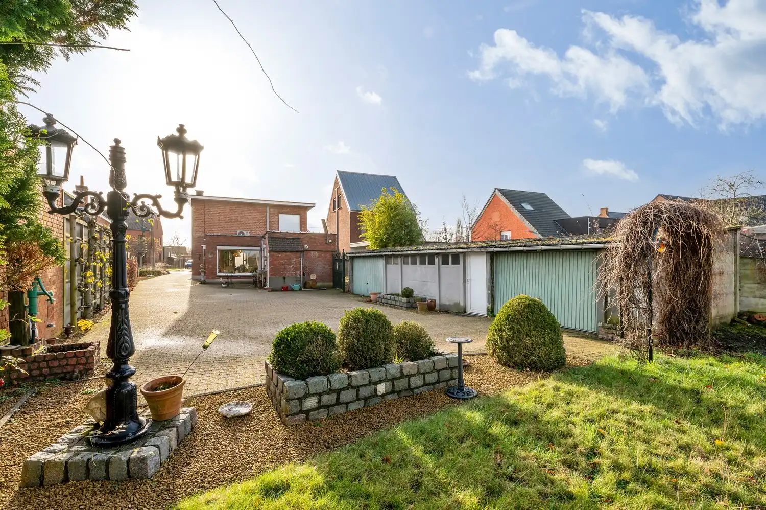 Goed onderhouden woning met tuin. foto 26