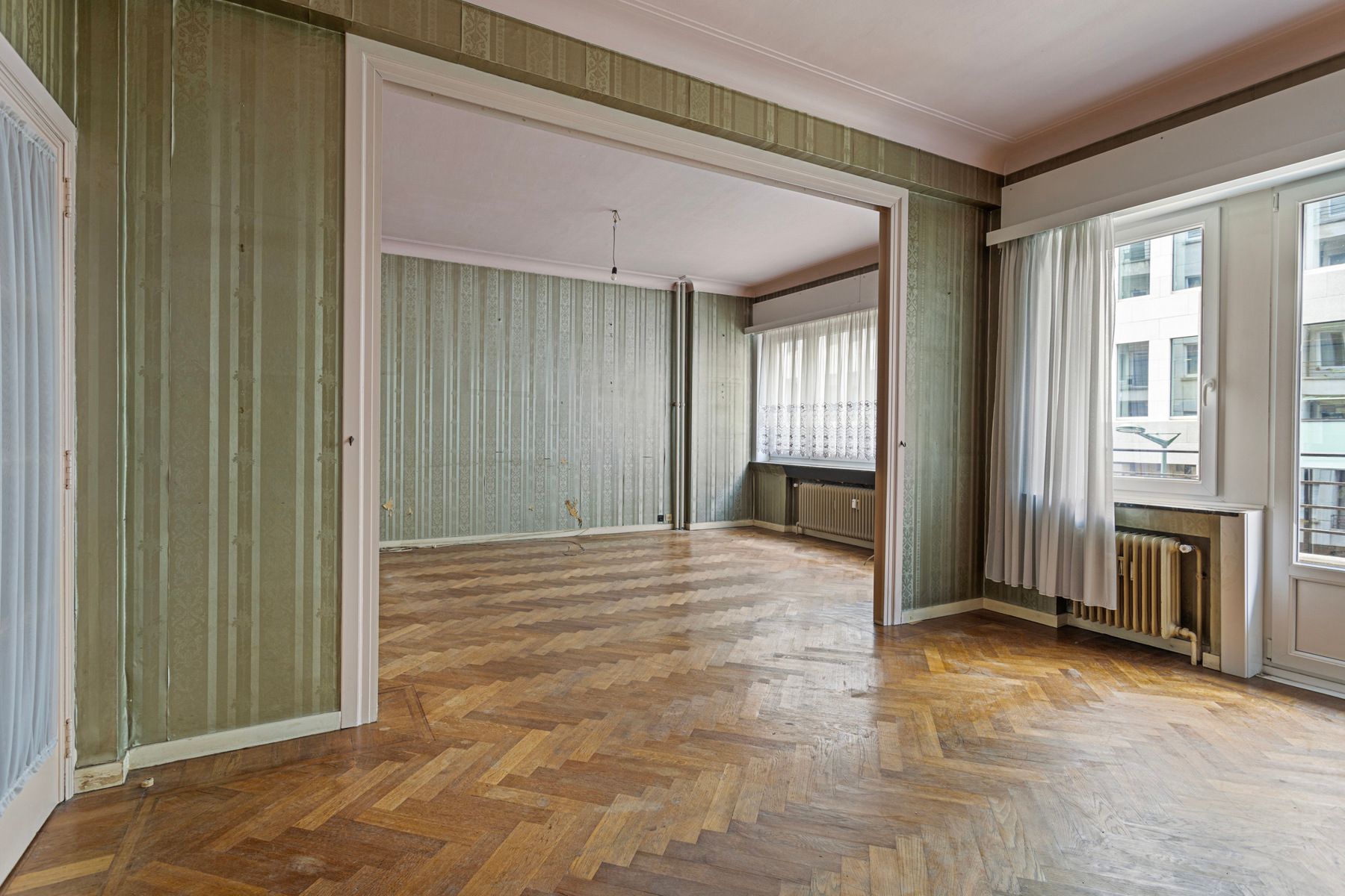 Stijlvol appartement met 1 slaapkamer in de Europese wijk foto 4