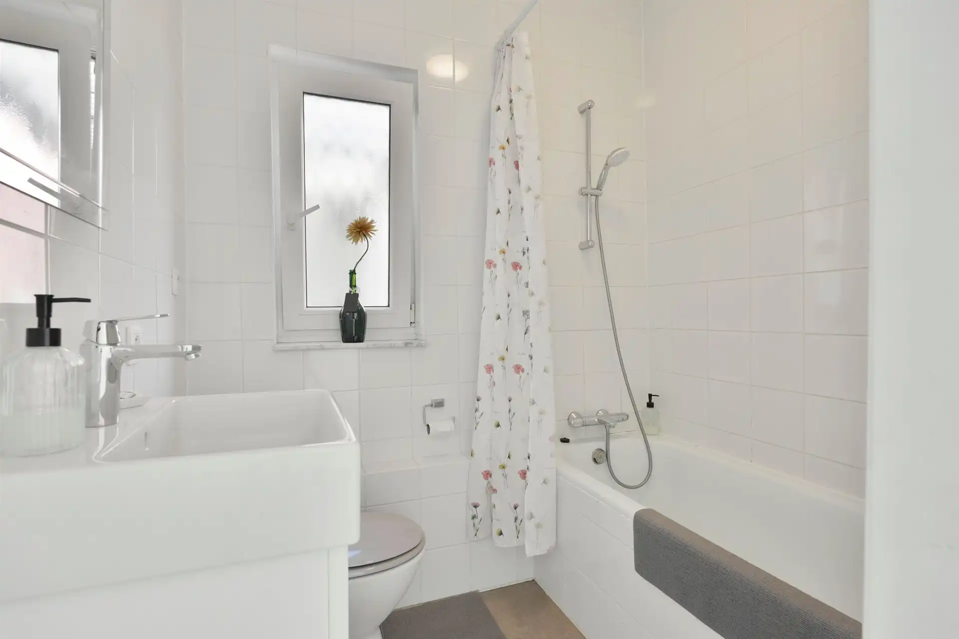 Zeer verzorgd appartement met 1 slpk in centrum Herentals! foto 9
